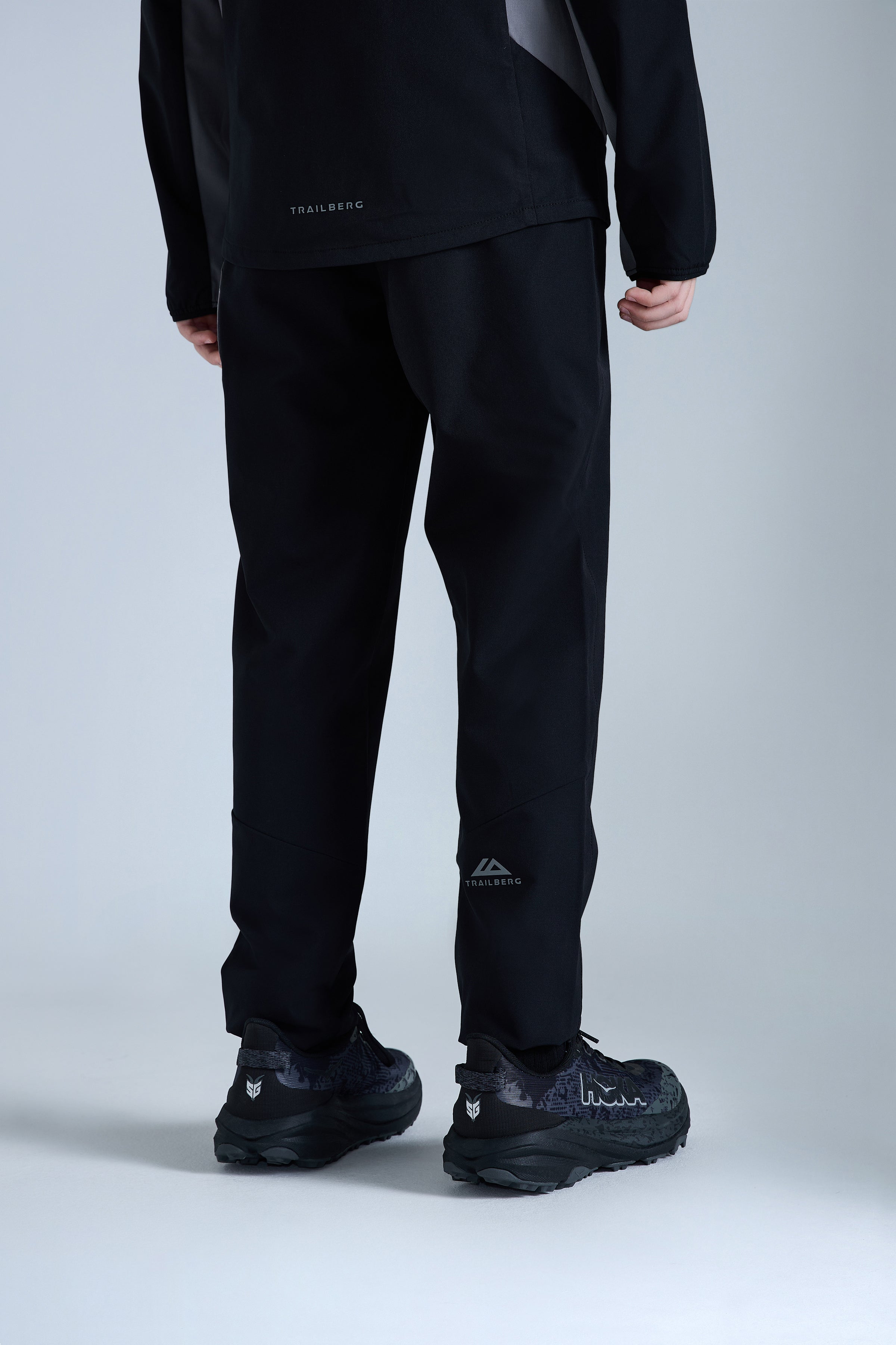 Boys Venture Outdoor Tracksuit - Black