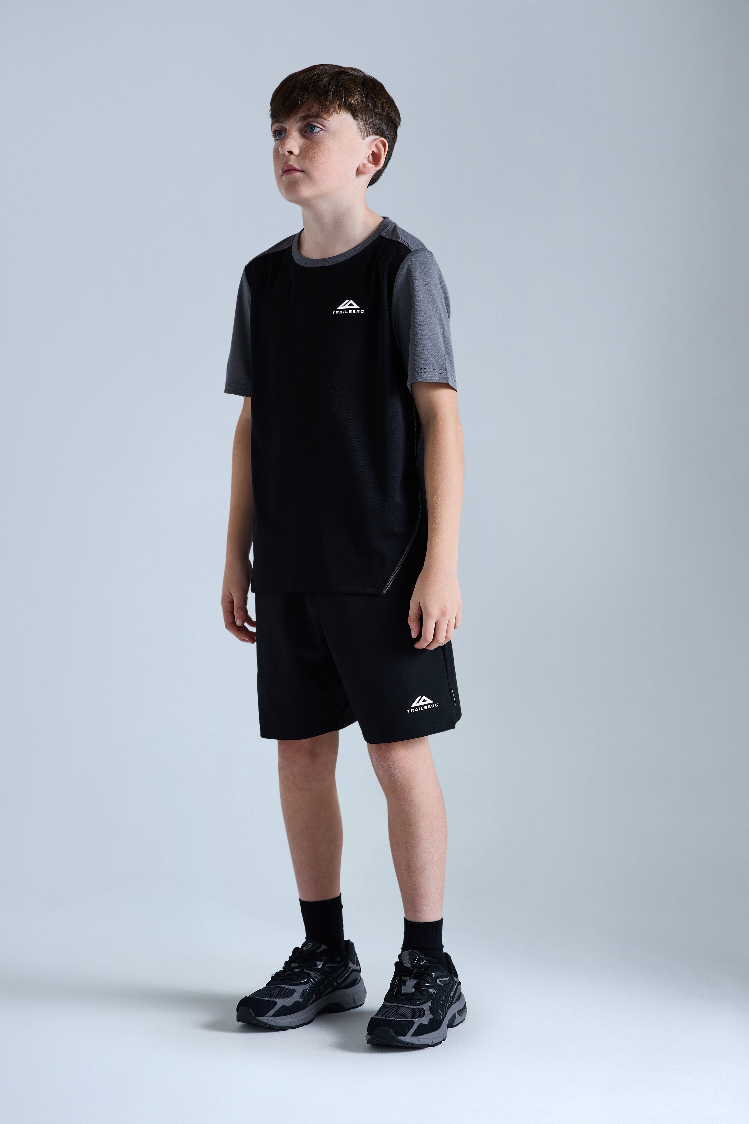 Boys Essentials T-Shirt - Black/Urban Smoke