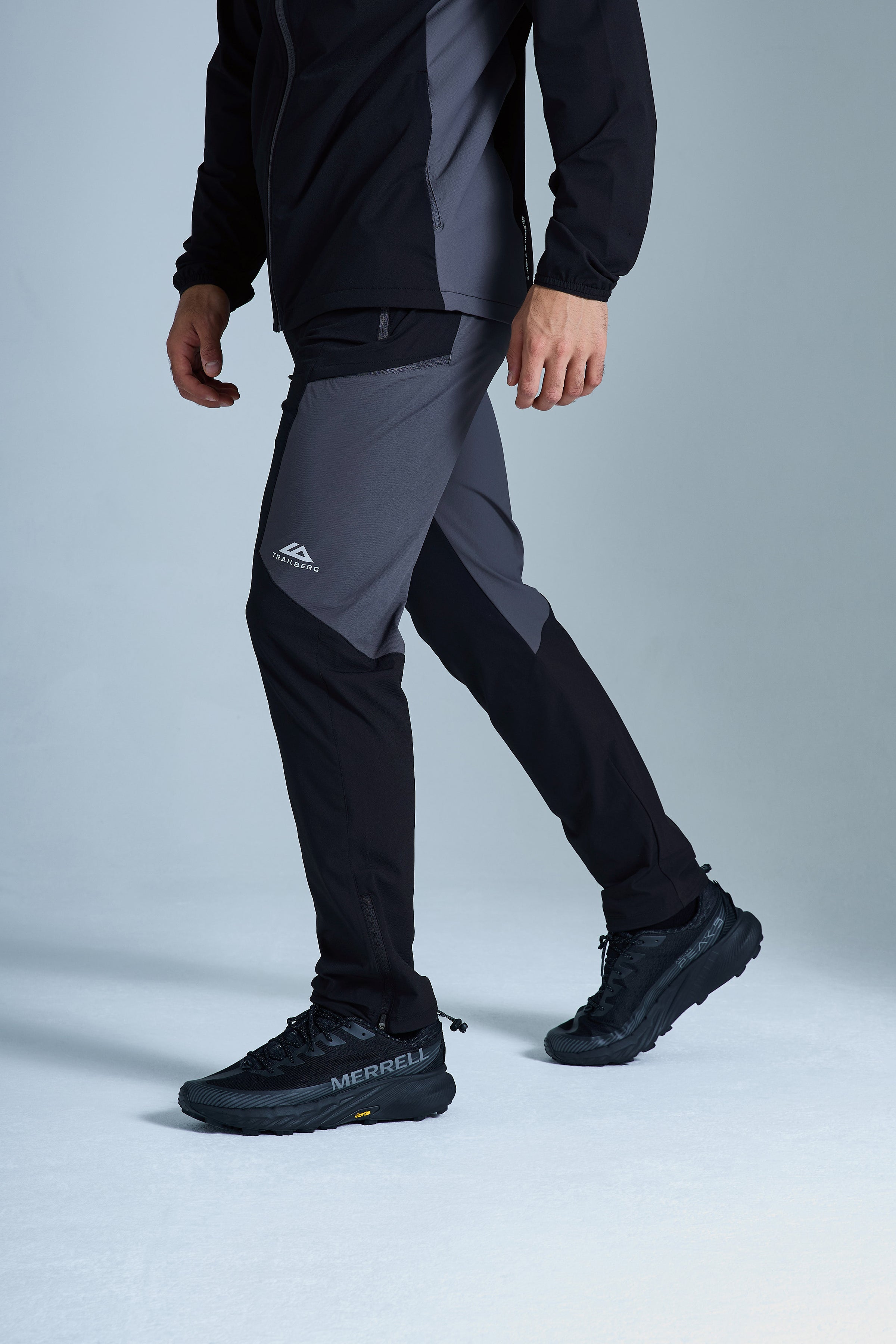 Odyssey 2.0 Tracksuit - Black/Volcano Grey