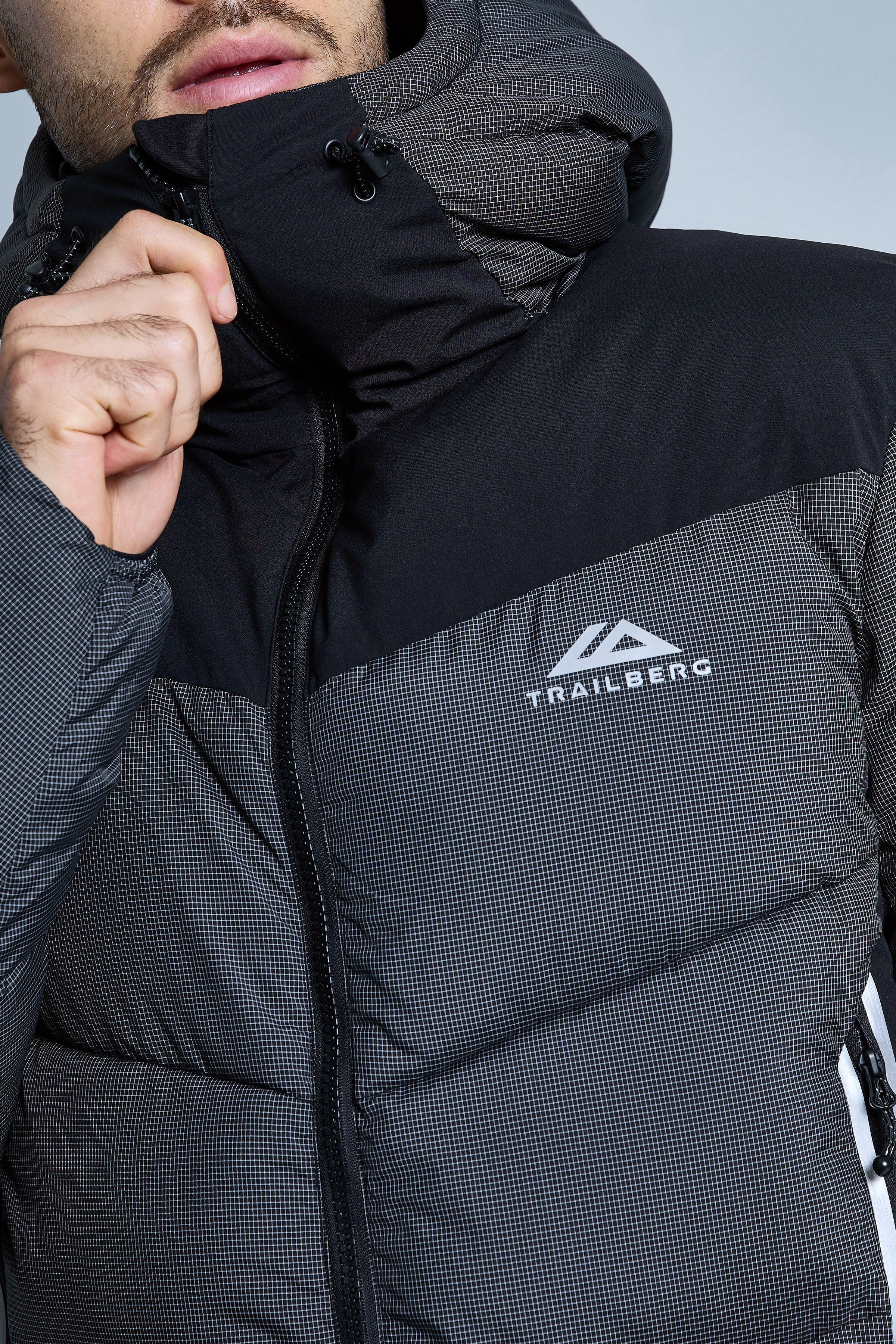 Pegasus Grid Insulated Jacket - Black