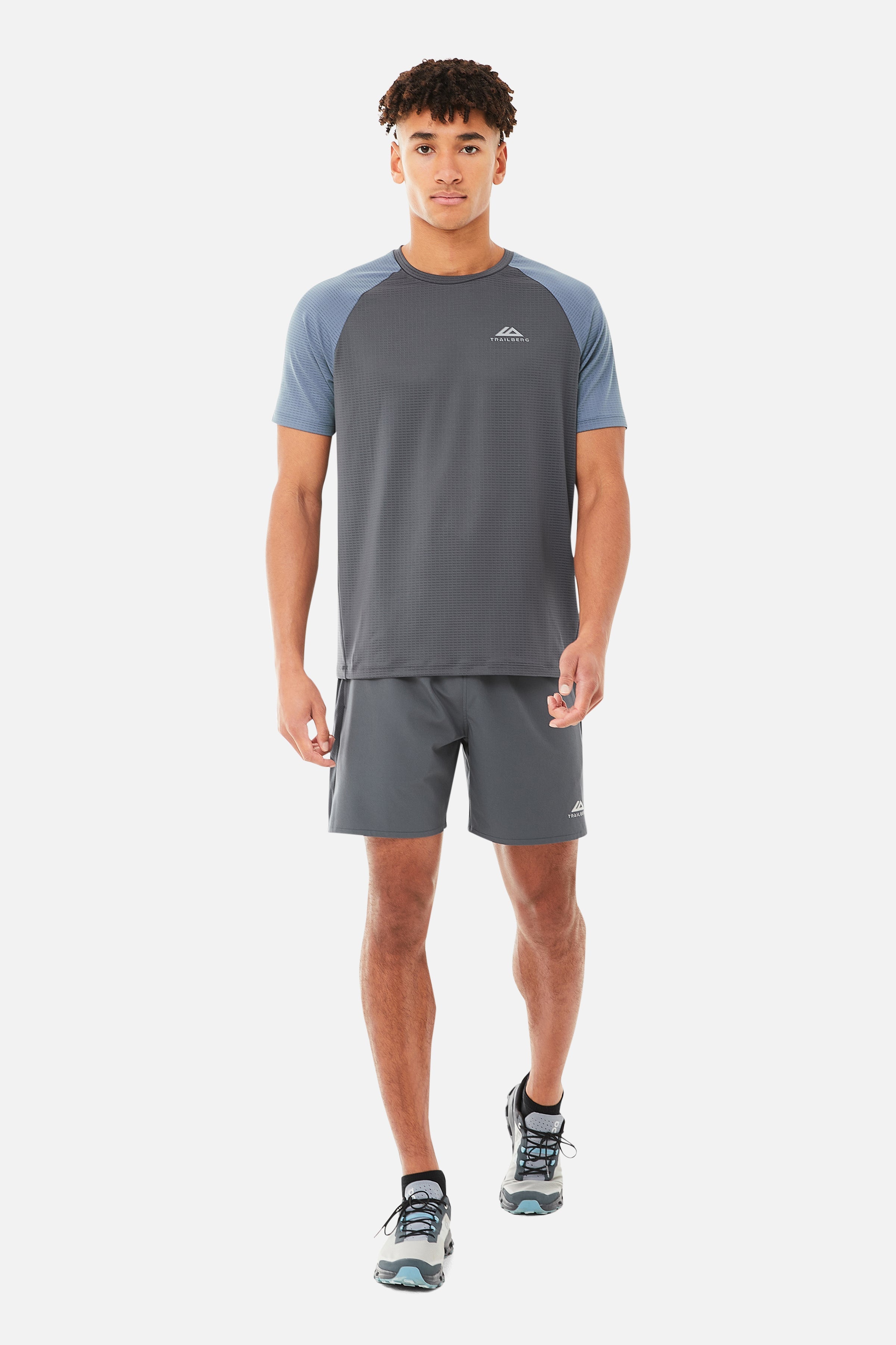 Essentials 2.0 Short - Ombre Blue