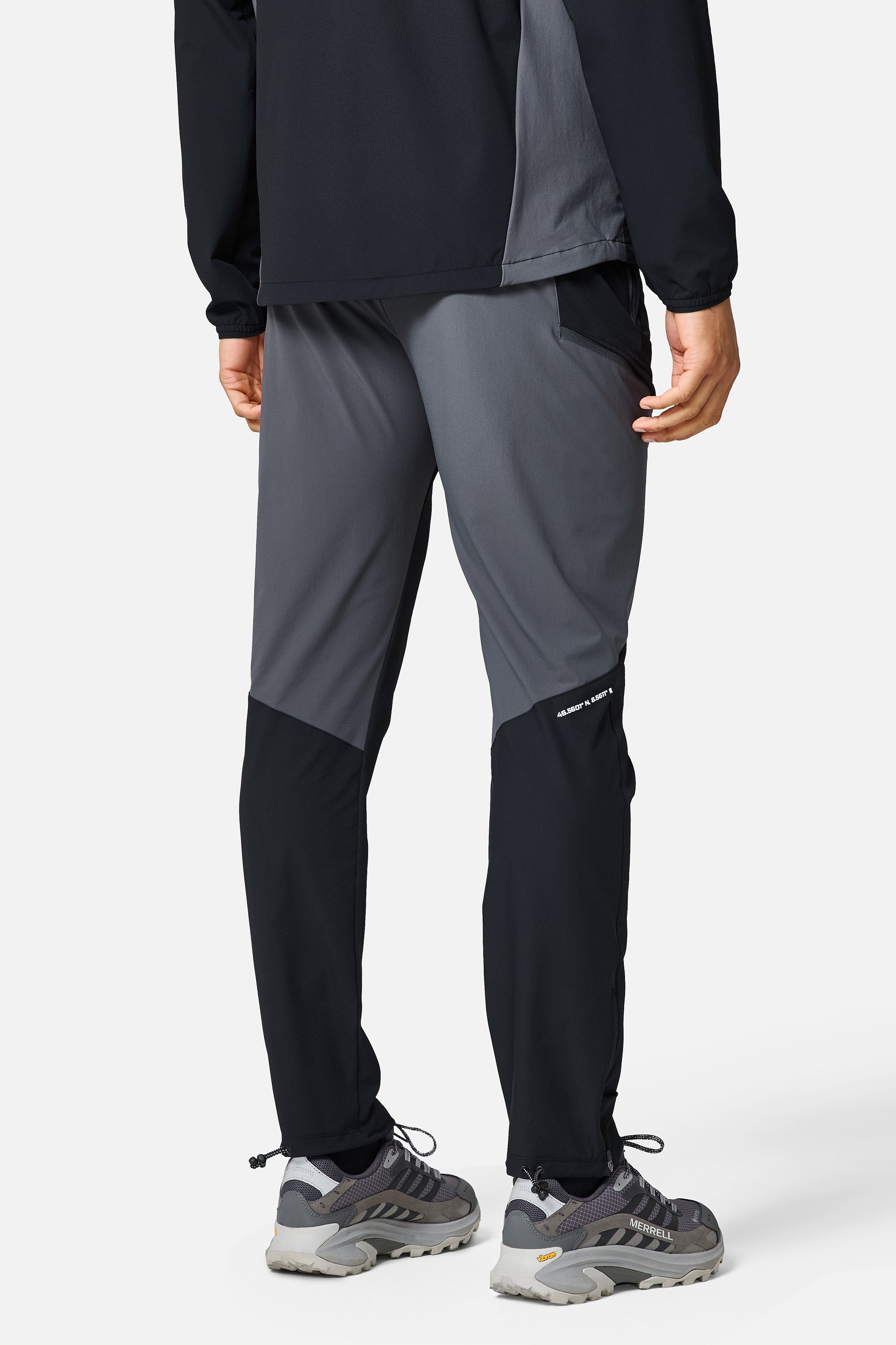 Odyssey 2.0 Tracksuit - Black/Volcano Grey