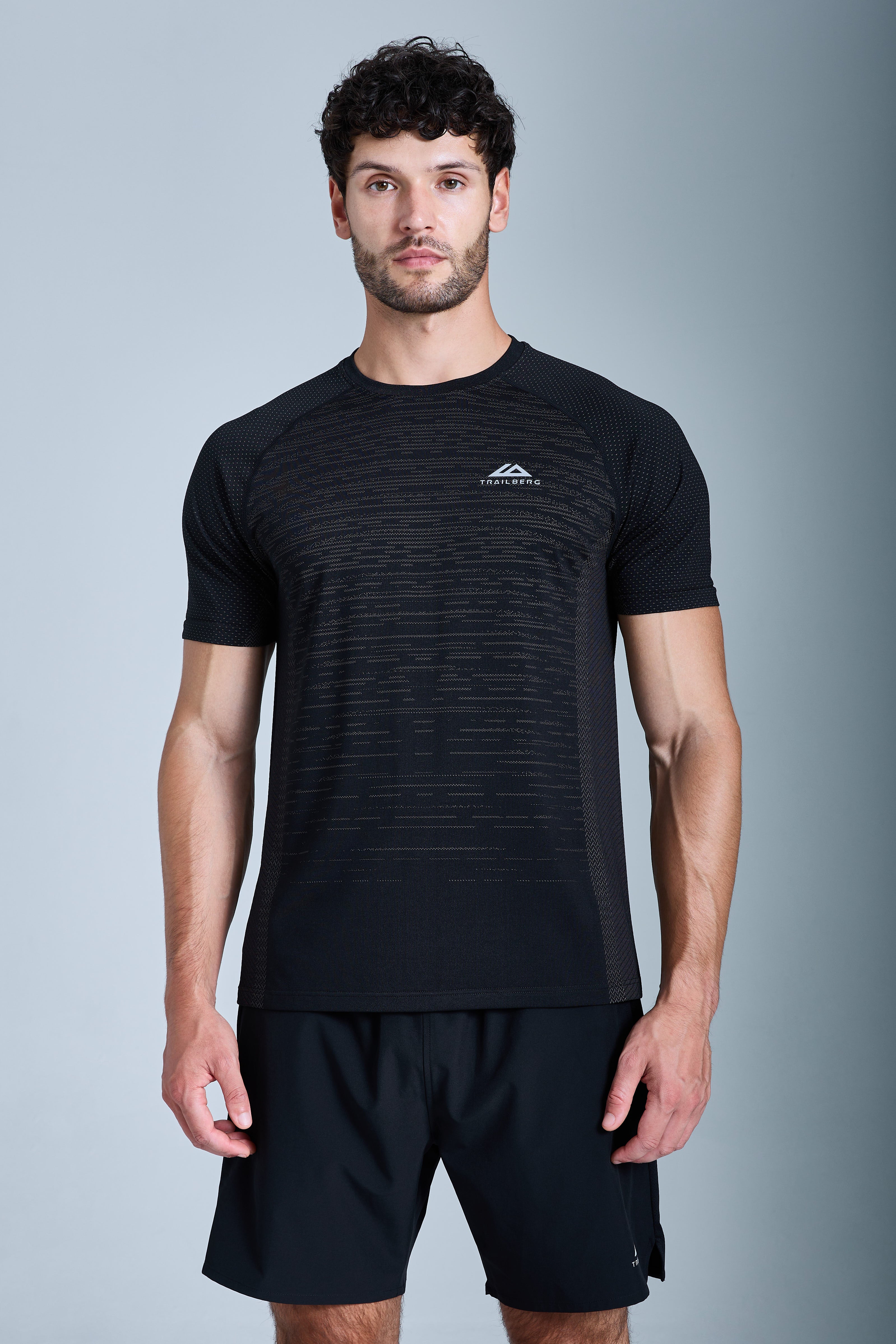 Form Seamless Tee - Black/Moon Grey