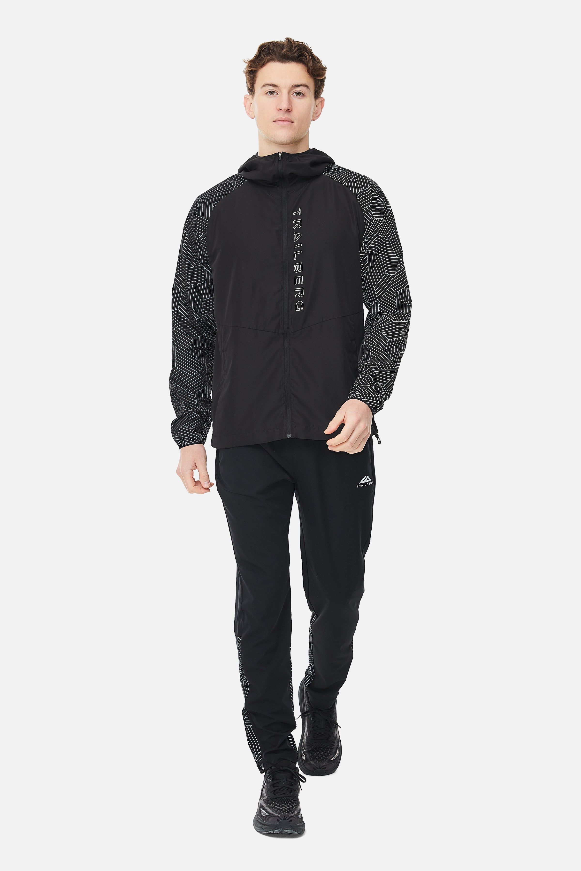 Axis Windbreaker - Black