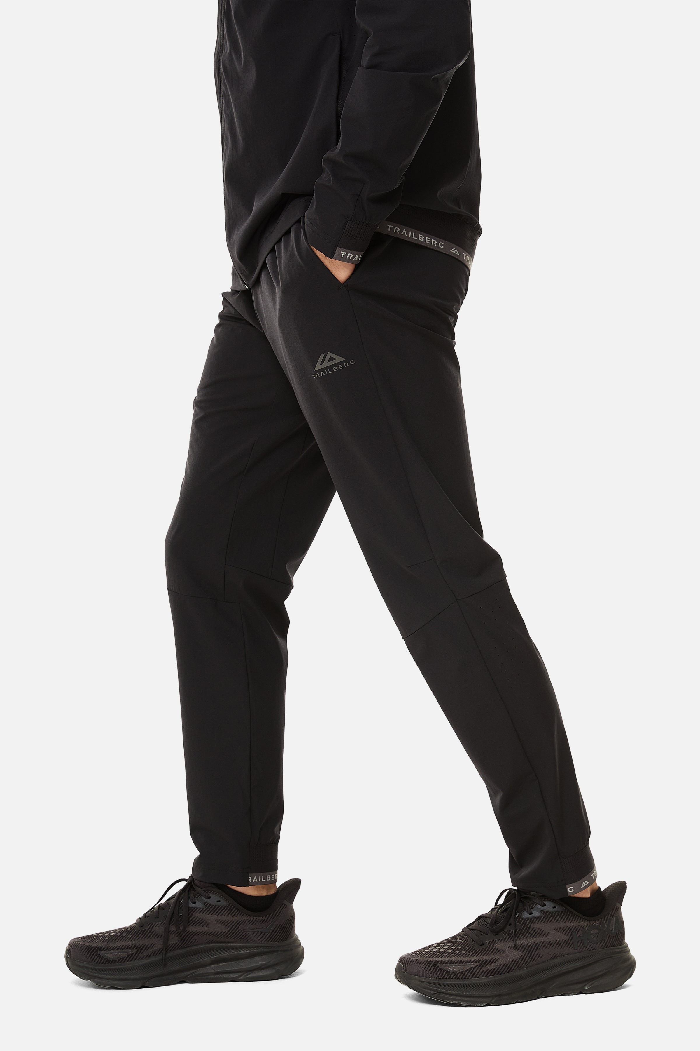 Frontier 2.0 Tracksuit - Black