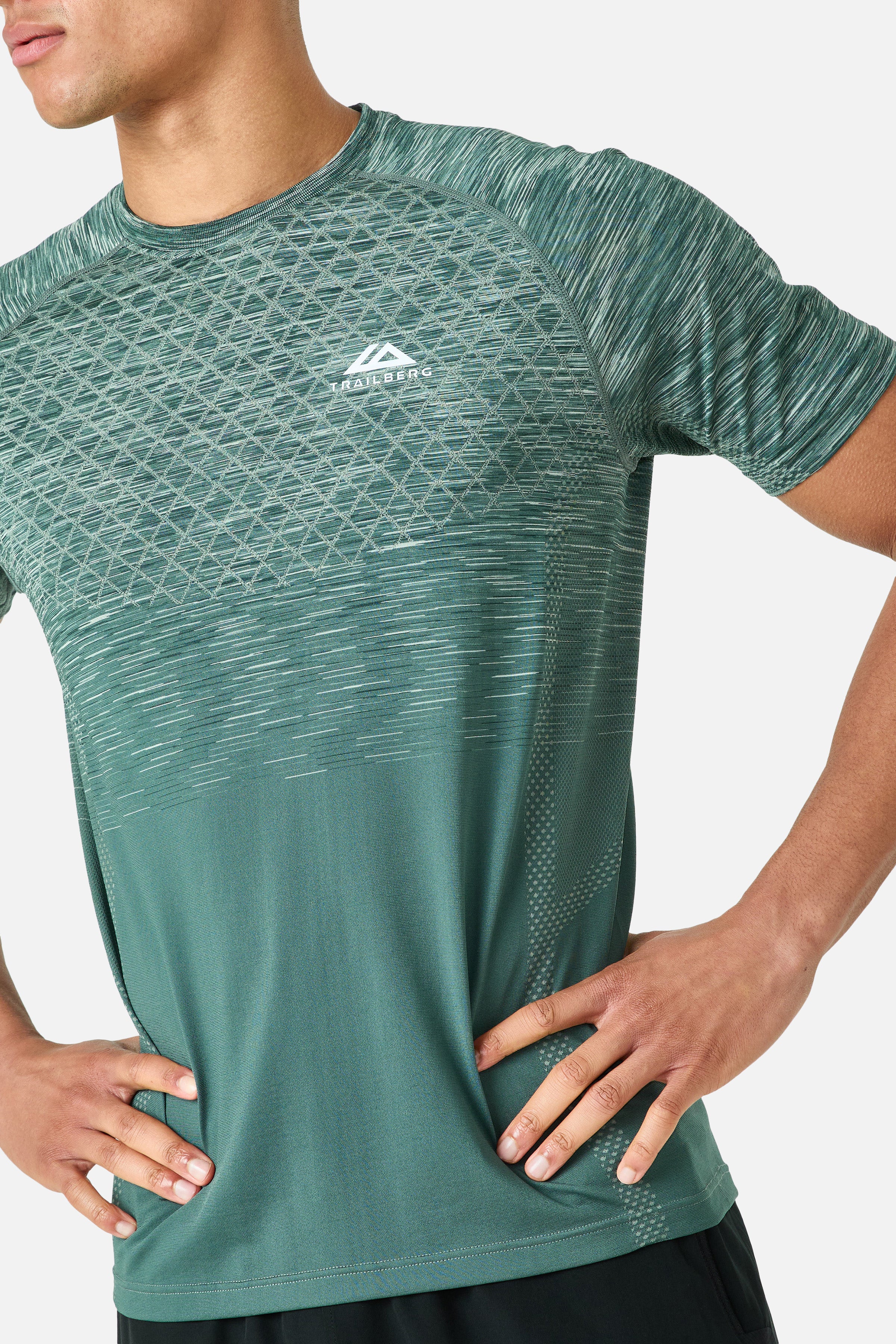 Stride Seamless Gotthard Twinset - Green