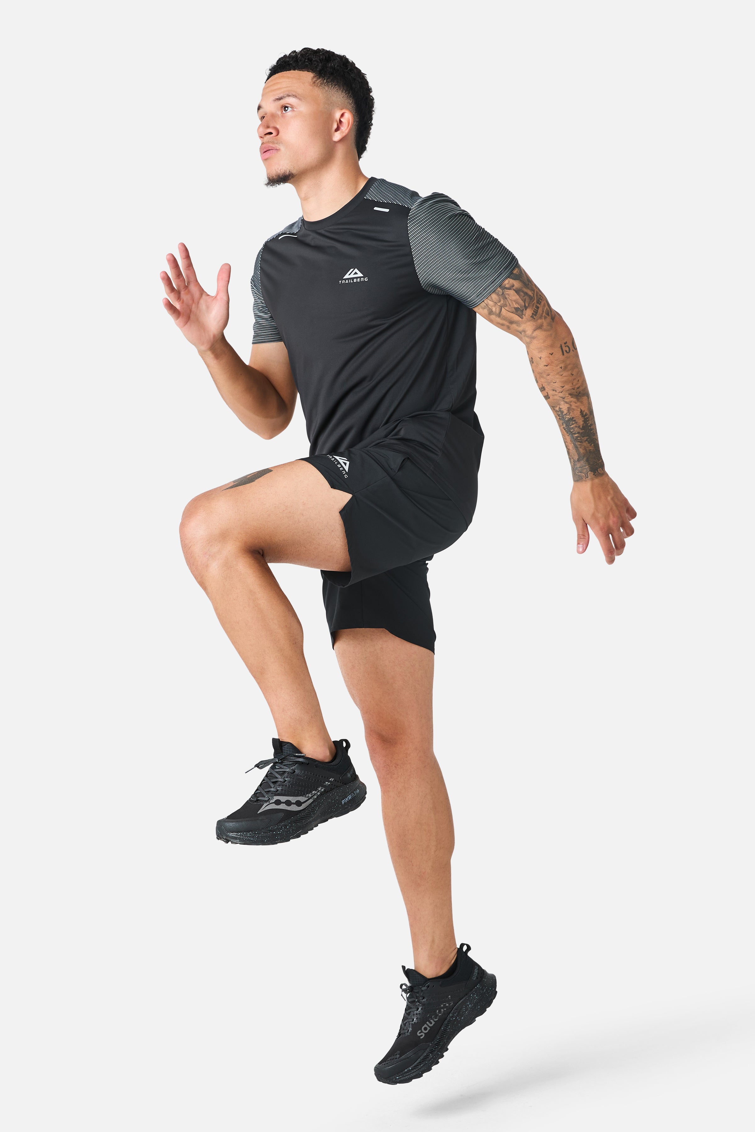 Equator Short - Black