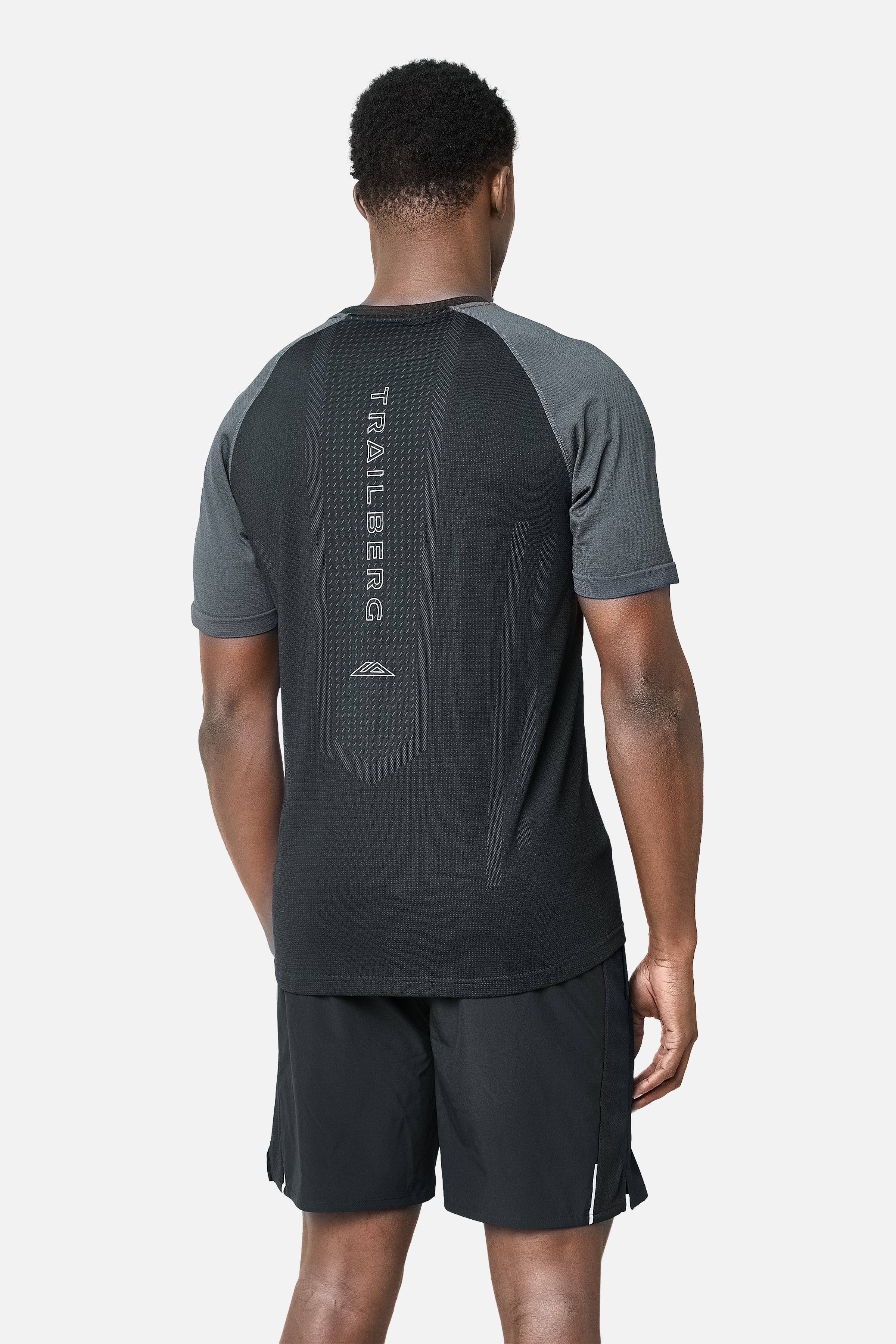 Rapid Dash Seamless Tee - Black / Volcano Grey