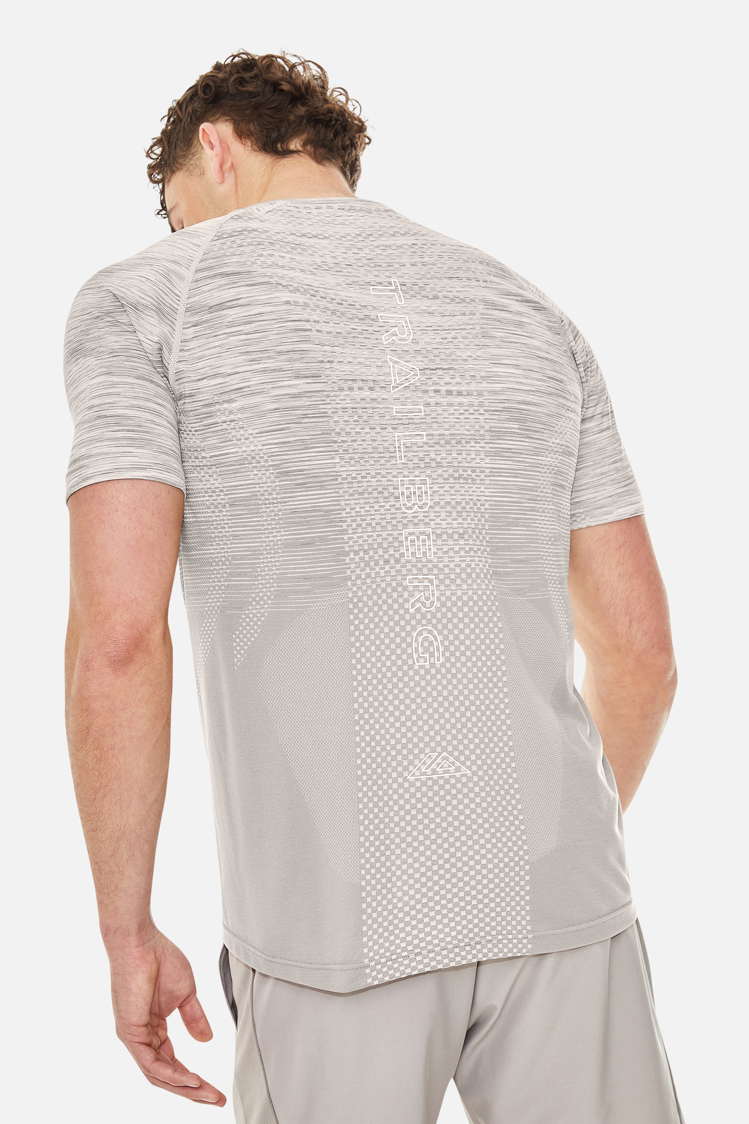 Apex Seamless Essentials 2.0 Twinset - Pale Taupe
