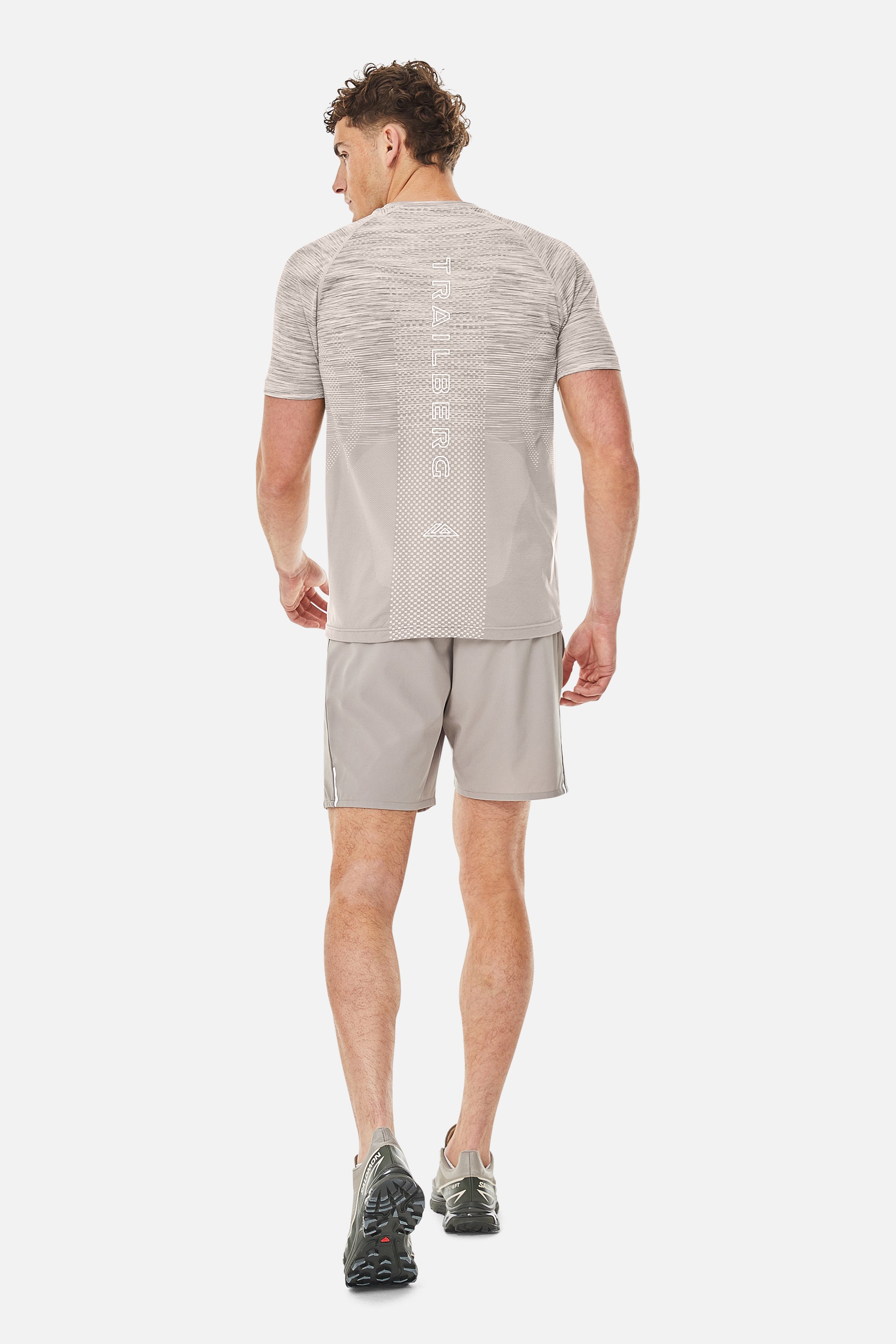 Apex Seamless Essentials 2.0 Twinset - Pale Taupe