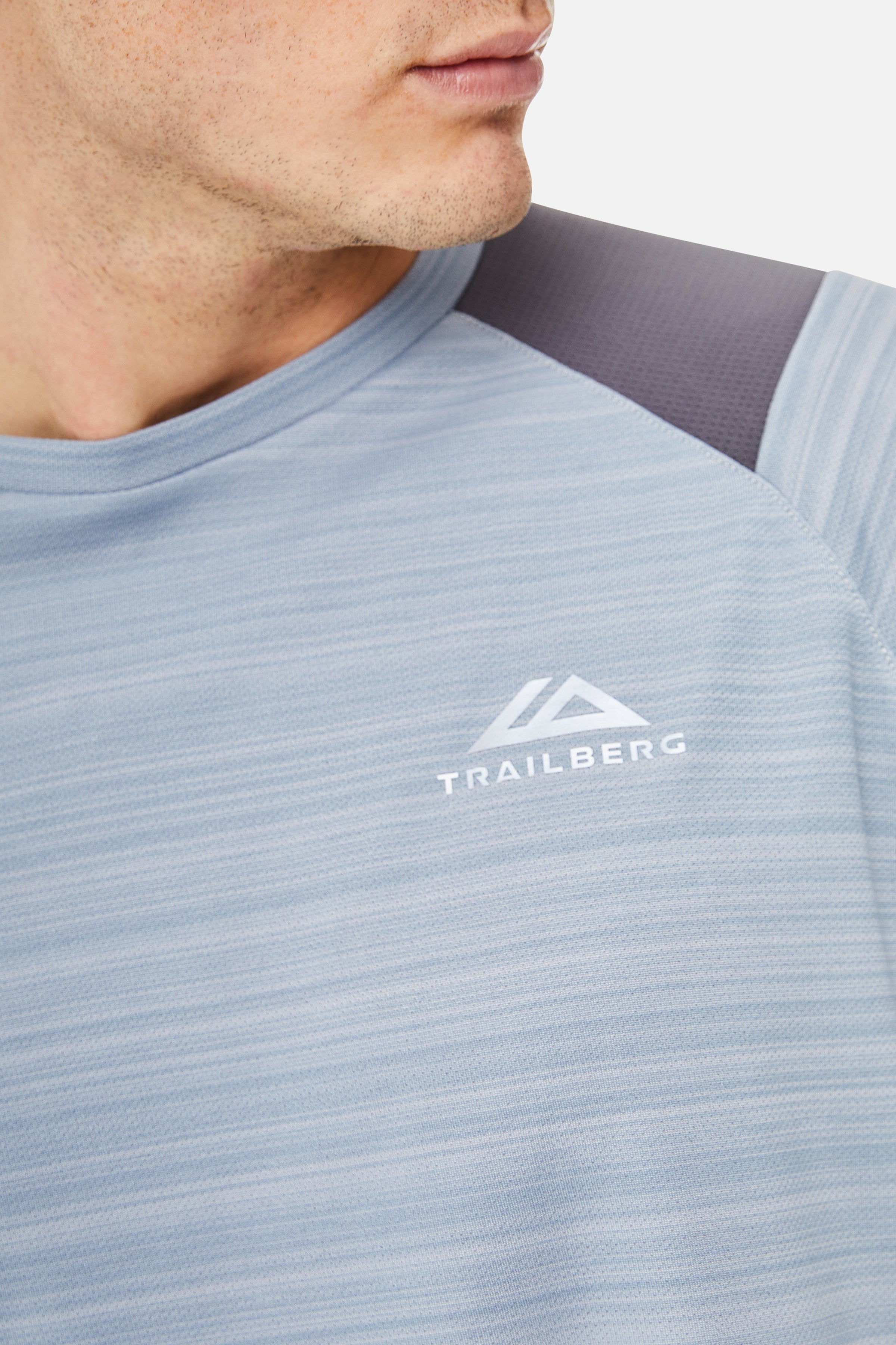 Triathlon SS25 Tee - Cloud Haze/Storm Grey