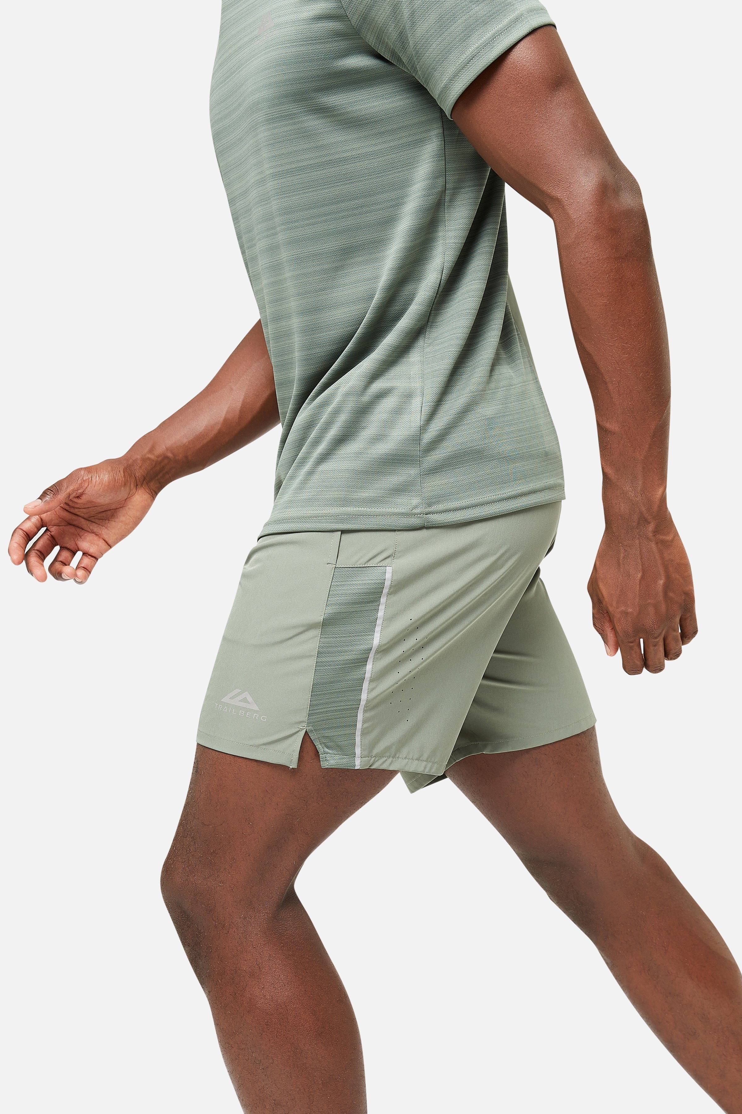 CLOUD AW24 SHORT - SAGE GREEN