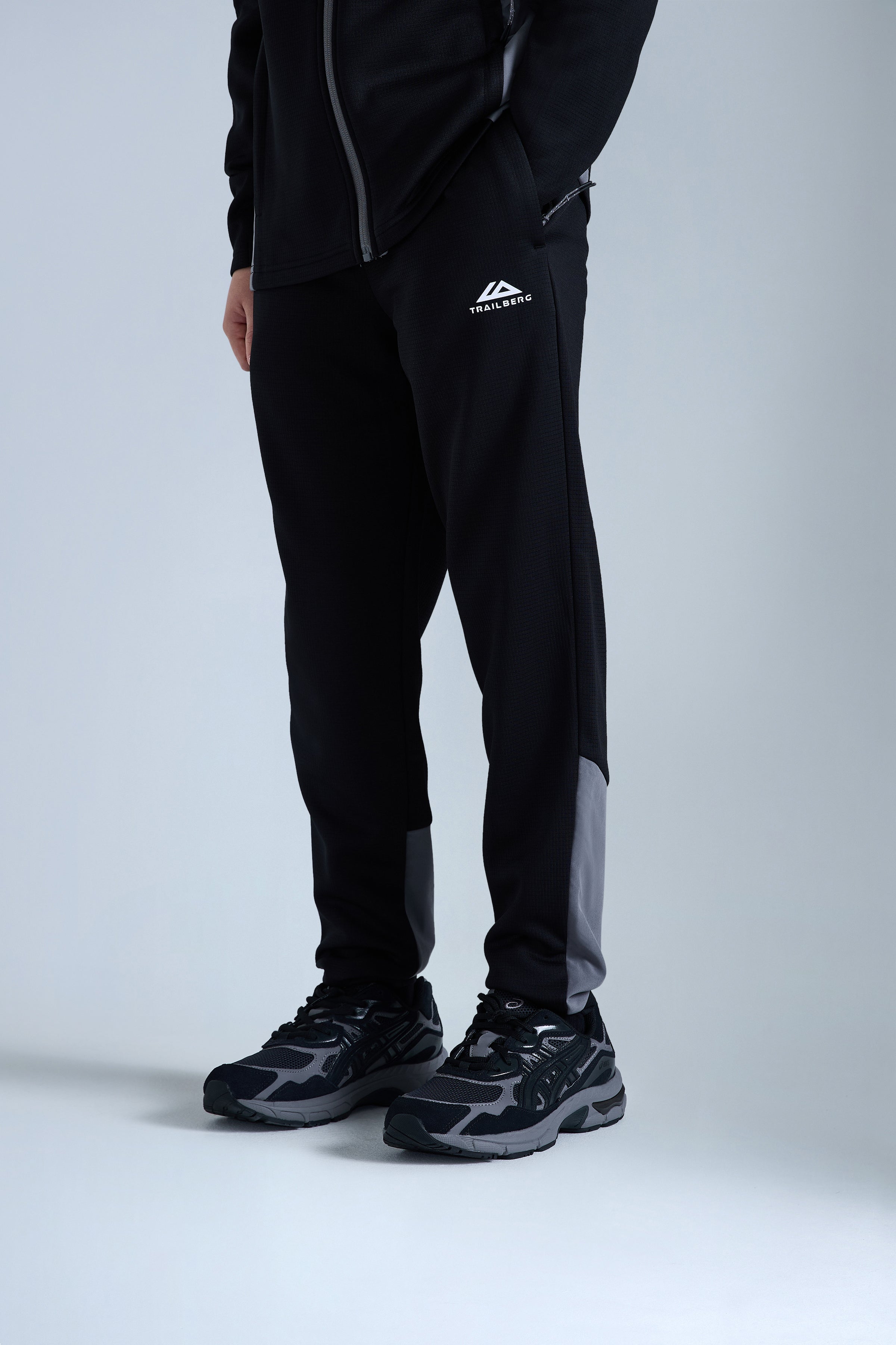 Boys Ice Gridded Fleece Pant - Black/Urban Smoke