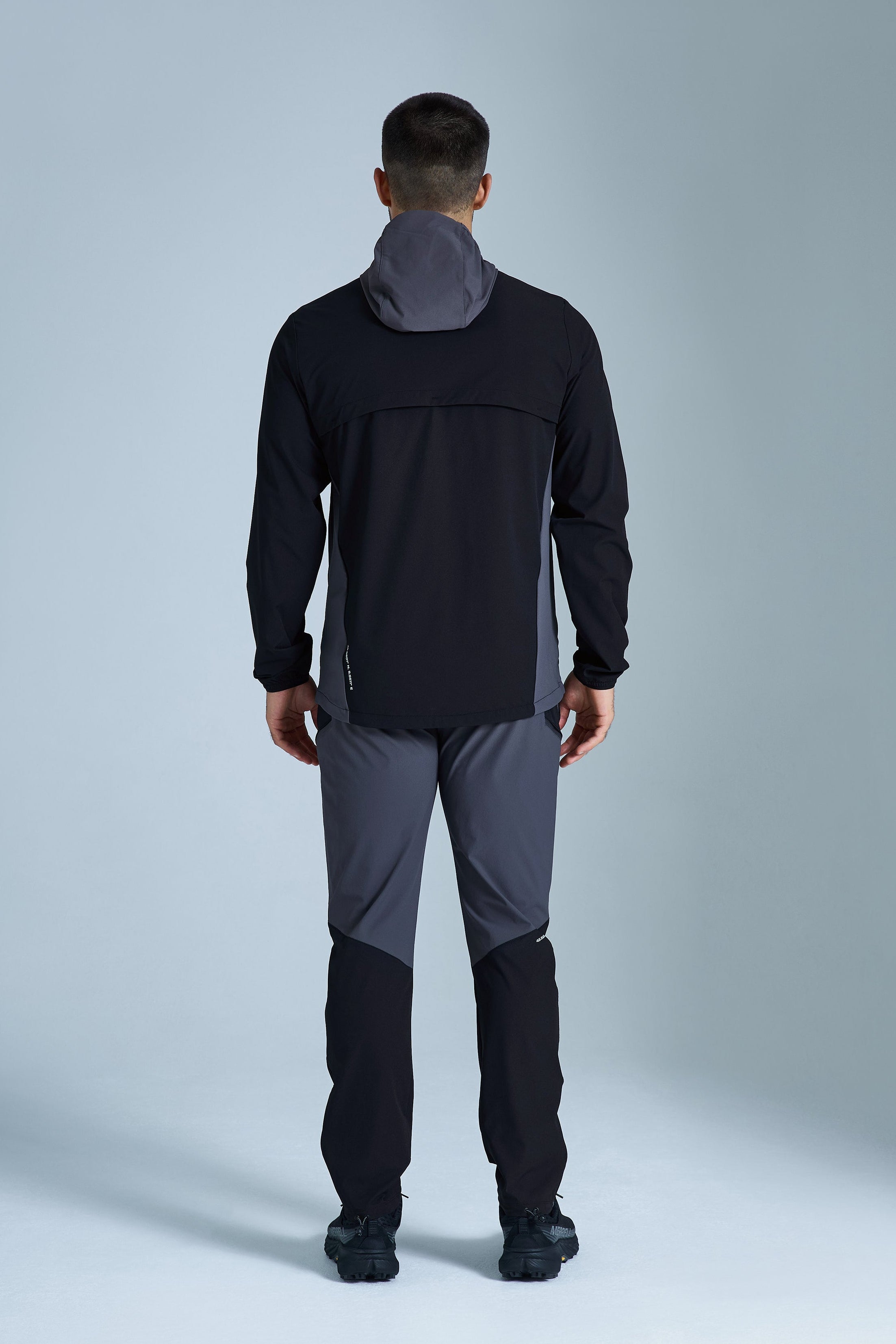 Odyssey 2.0 Tracksuit - Black/Volcano Grey