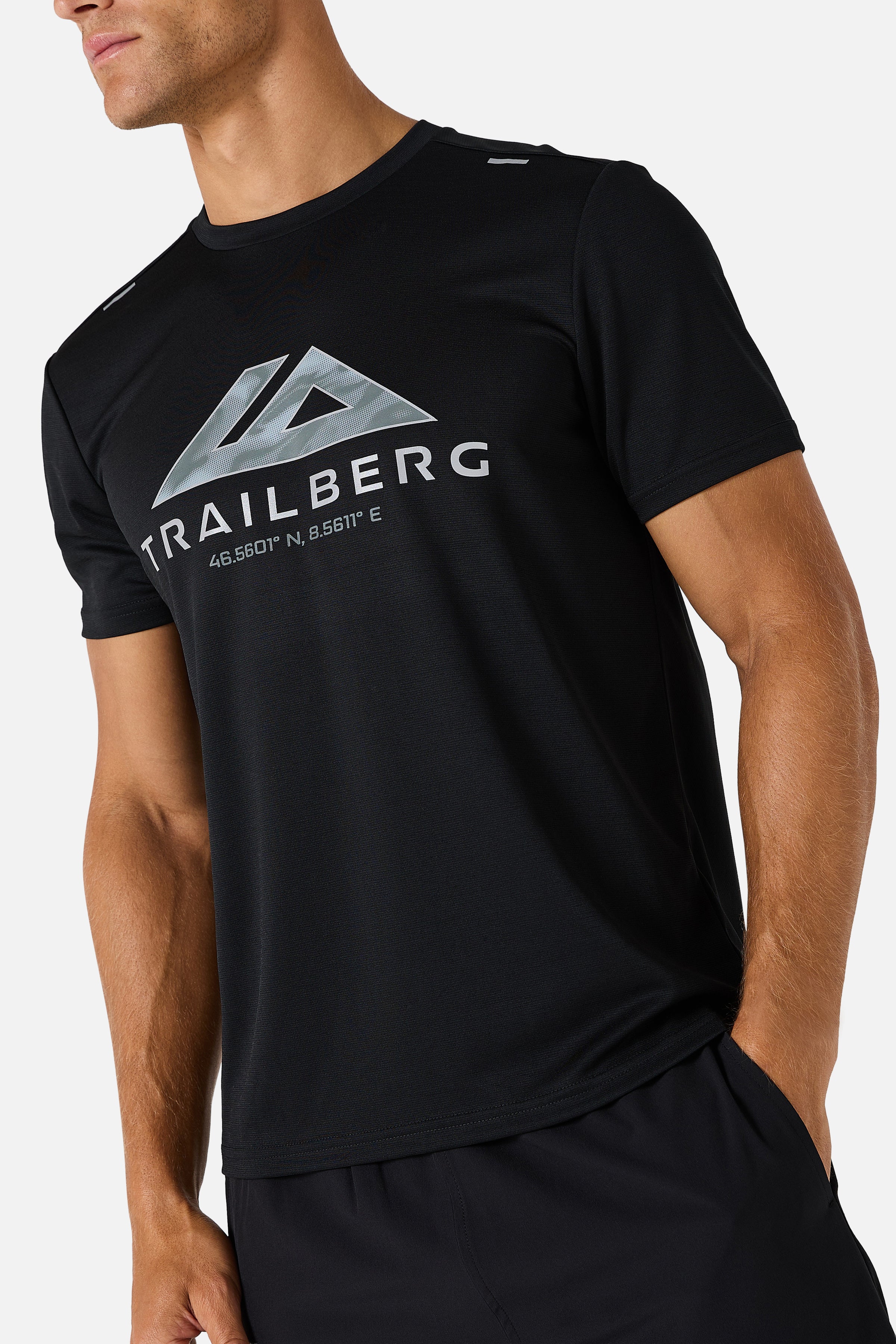 Blur Large Logo Tee - Black