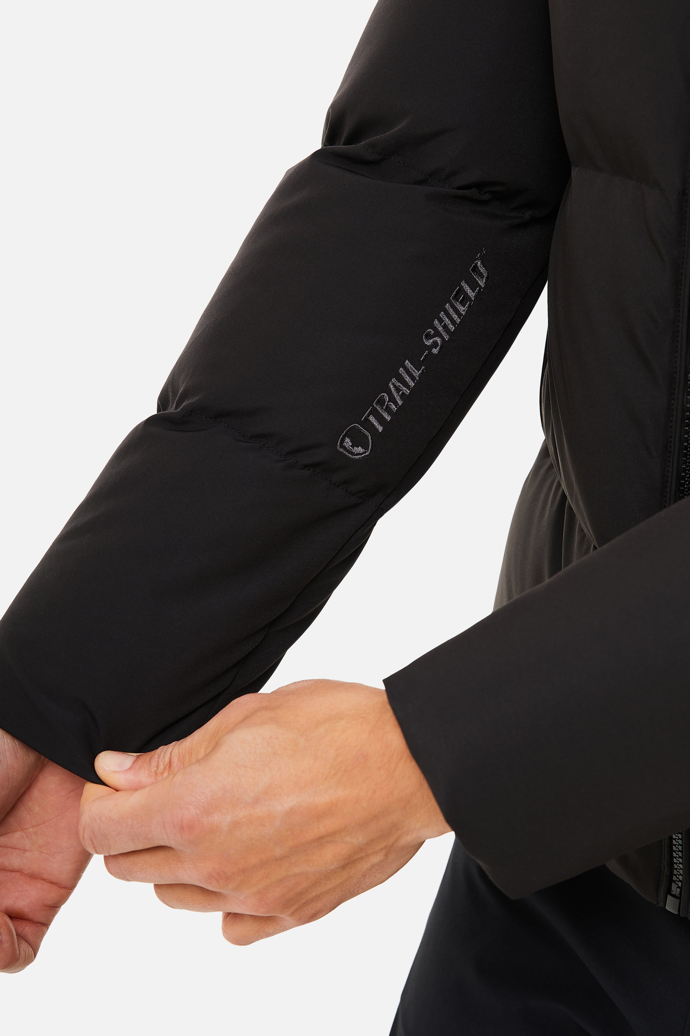 Laax Puffer - Black