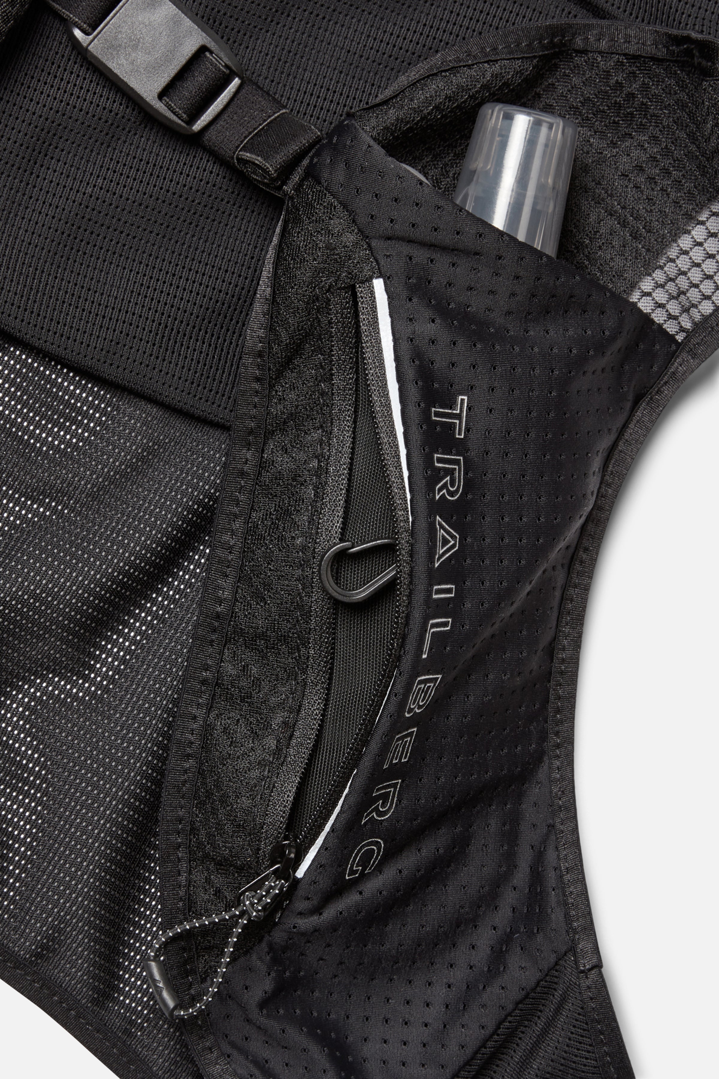 Traverse Hydration Vest - Black