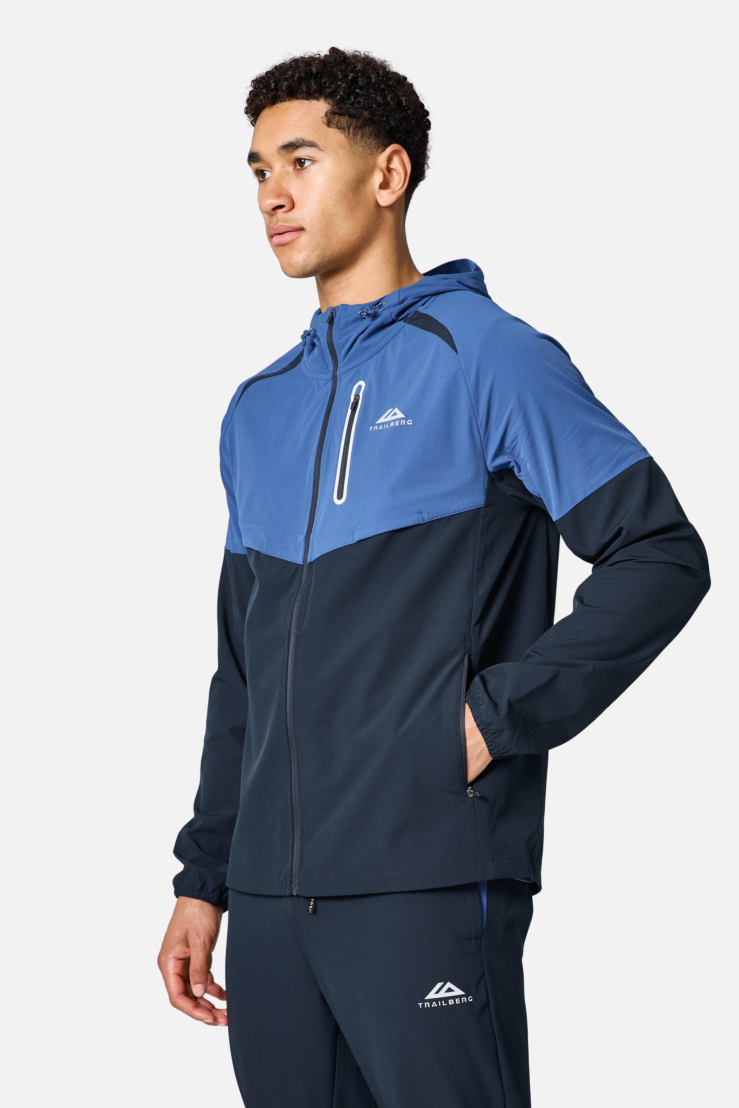 AW25 Cloud Hood - Deep Ocean/Chroma Blue