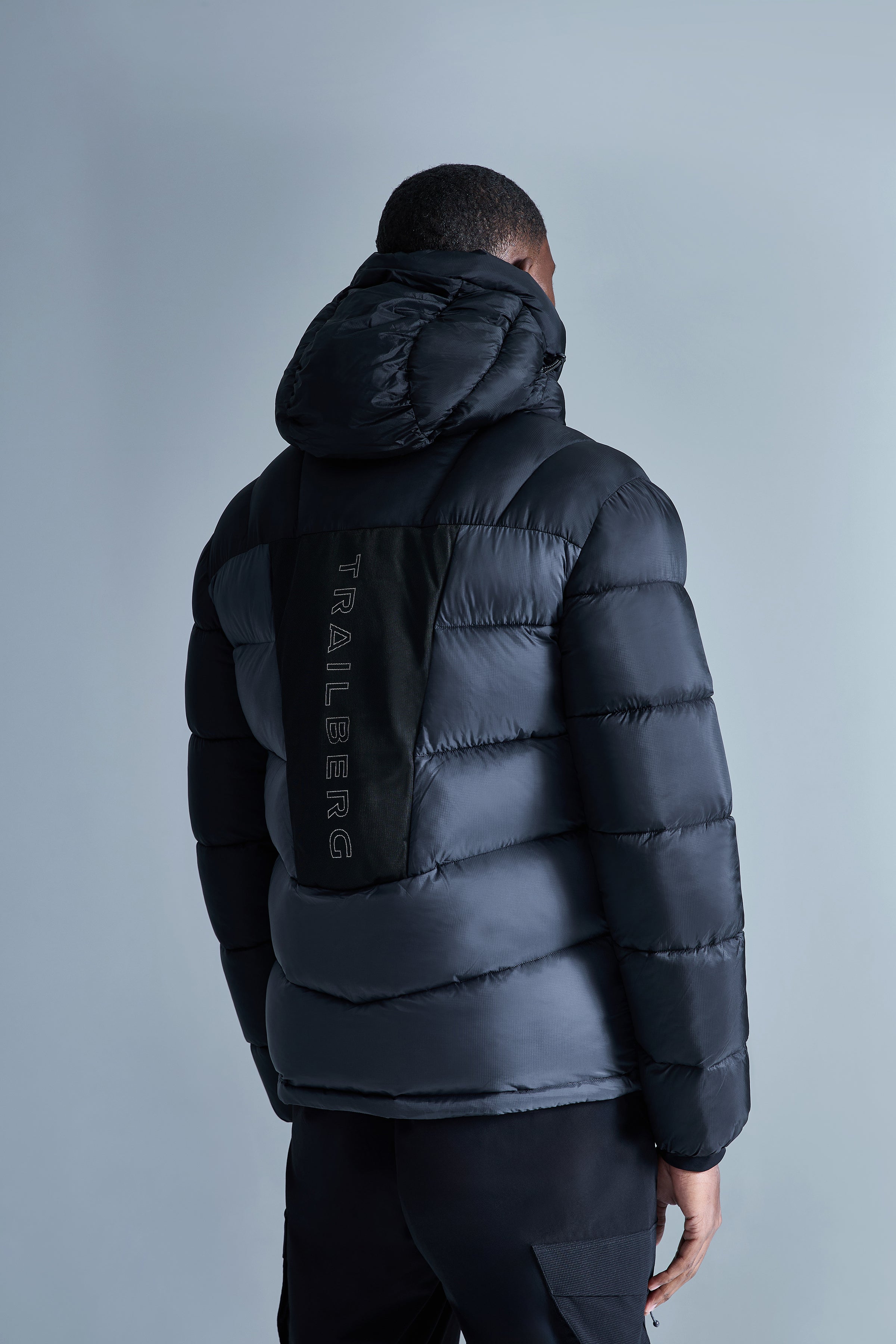 Alpina Insulated Jacket - Black/Volcano Grey