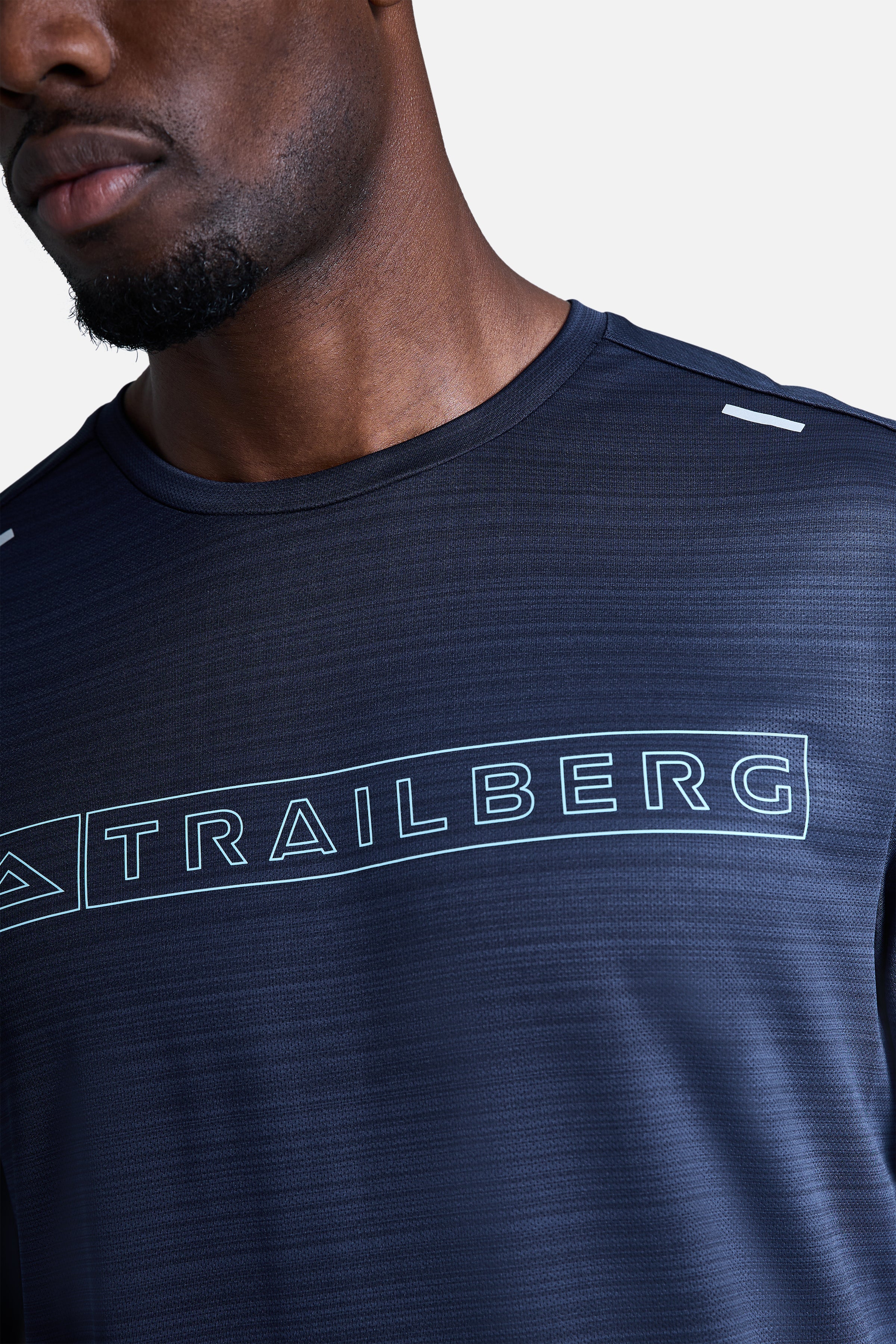 Crest 2.0 Tee - Deep Ocean/Cyan Wave