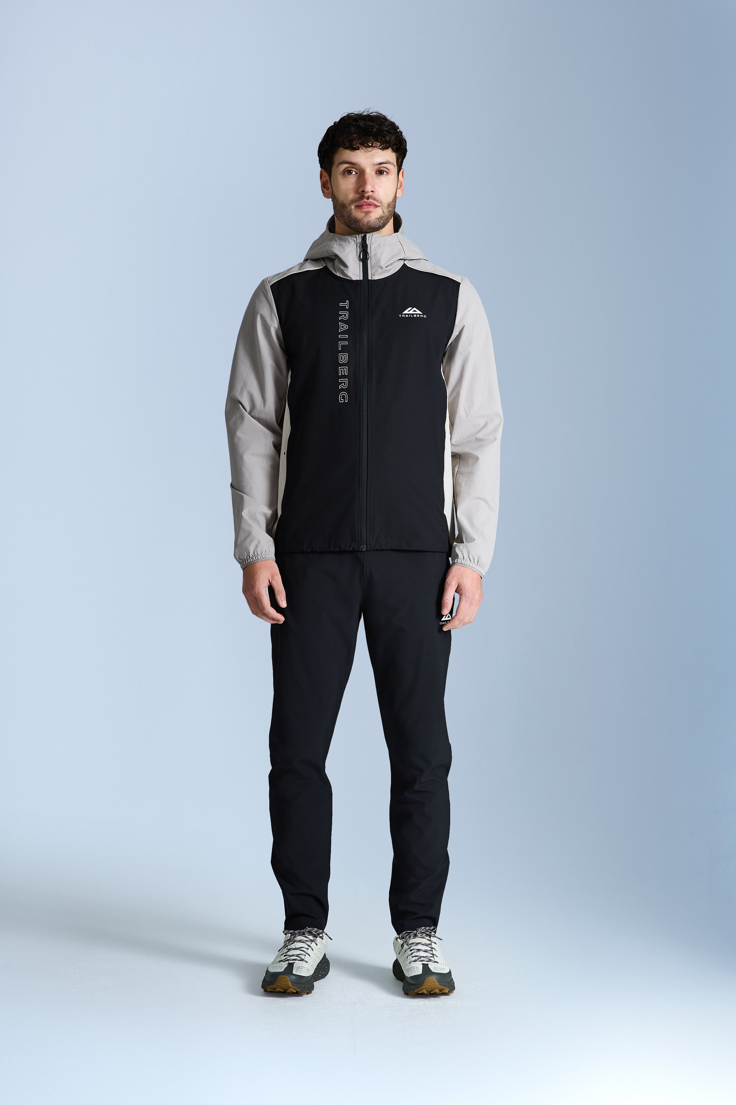 AW25 Triathlon Windbreaker - Black/Pale Taupe/Fossil Brown