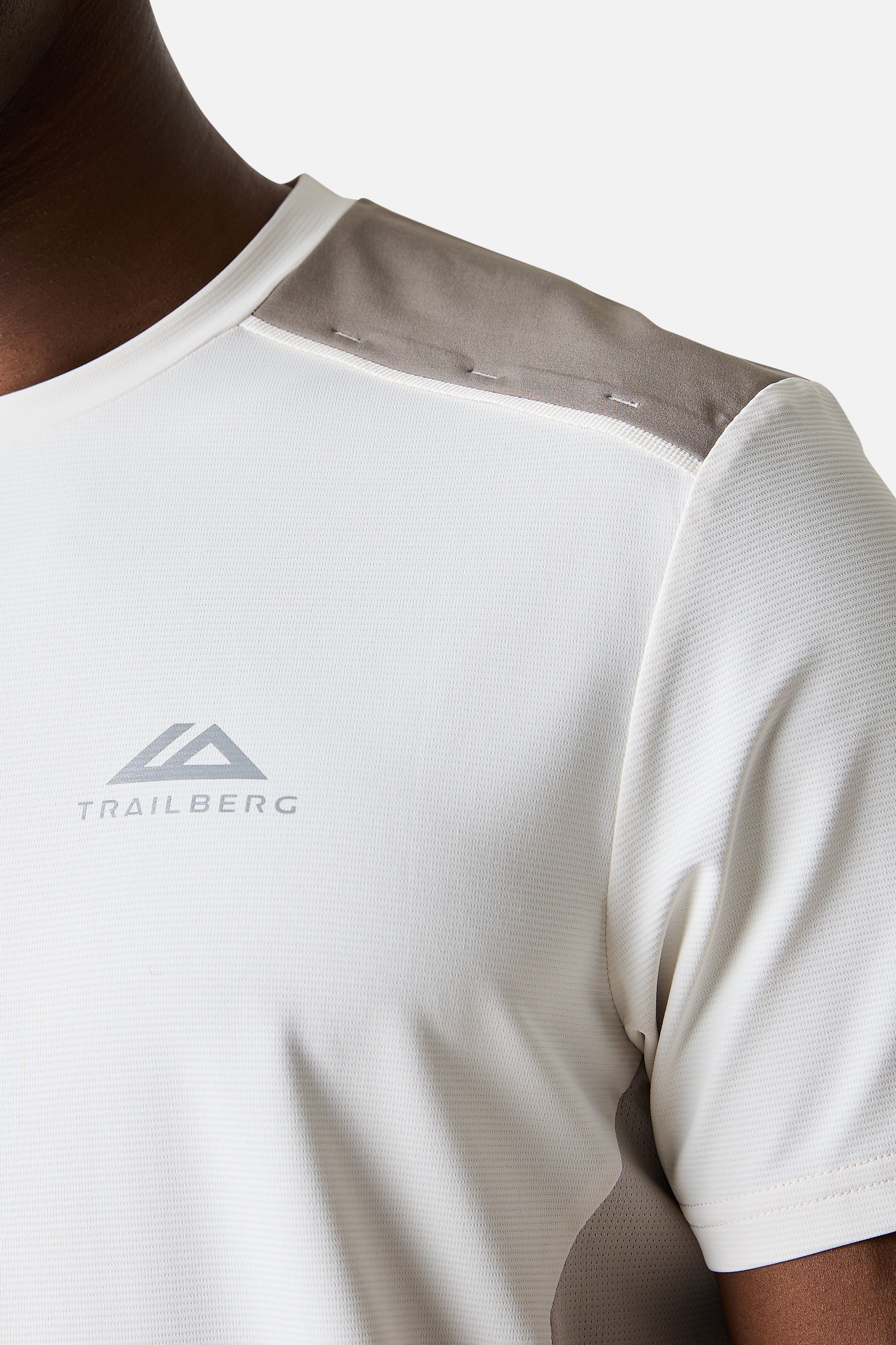 SS26 Triathlon T-shirt - Frosted Ridge/Pebble Stone/Mocha