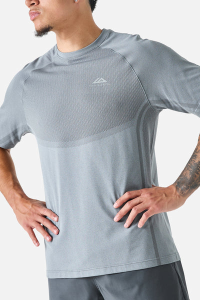 Fusion Seamless Tee - Lunar Grey/Graphite Grey