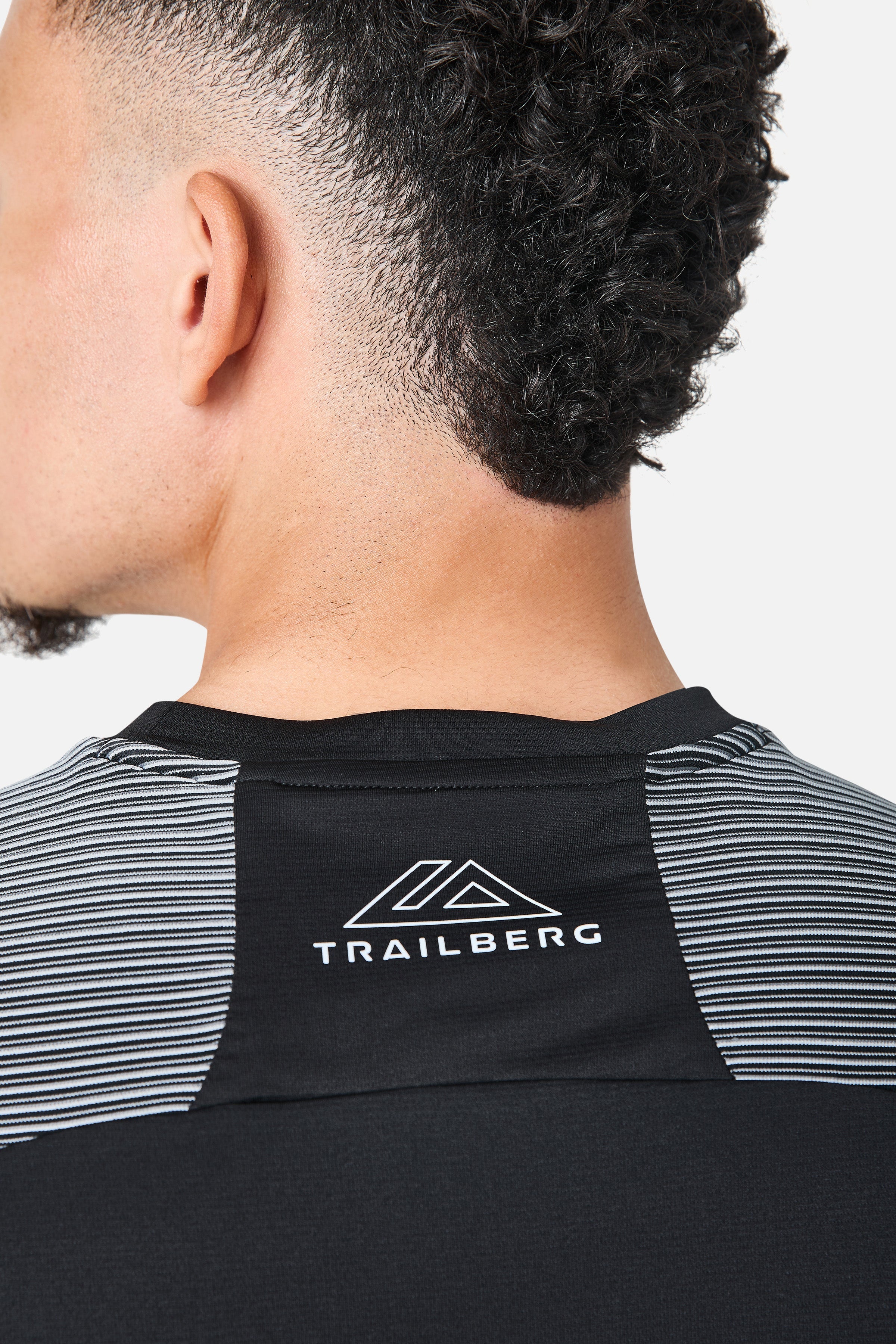 Equator T-shirt - Zwart