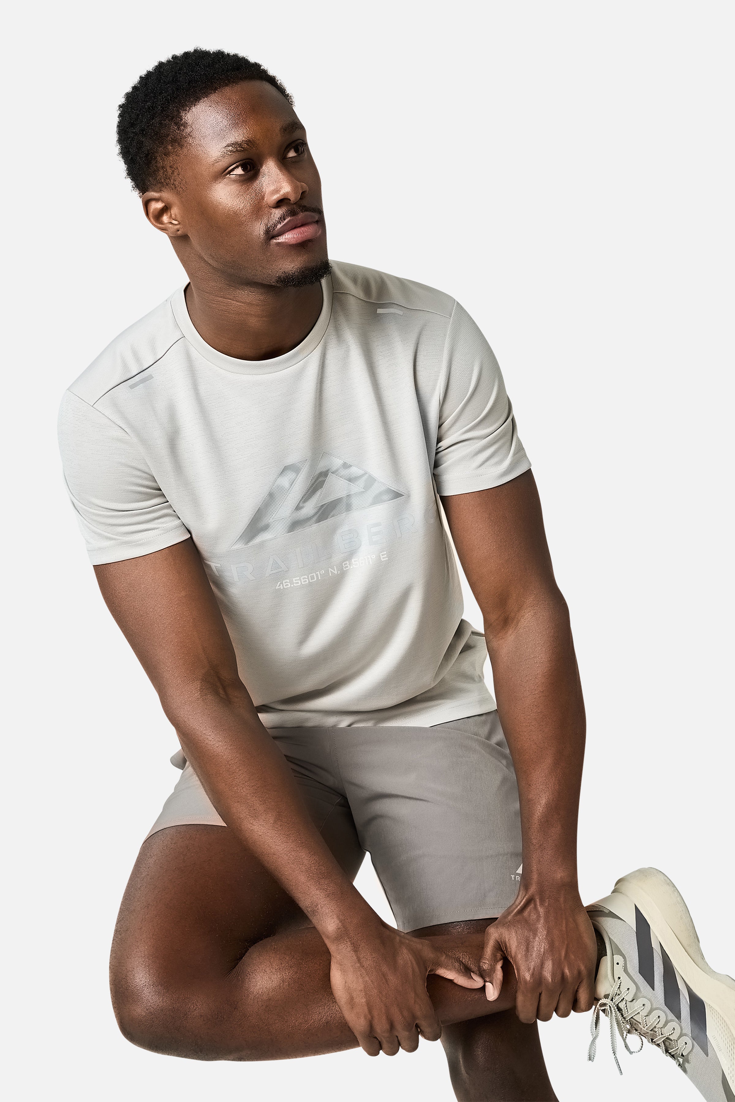 Blur Large Logo Tee - Pebblestone