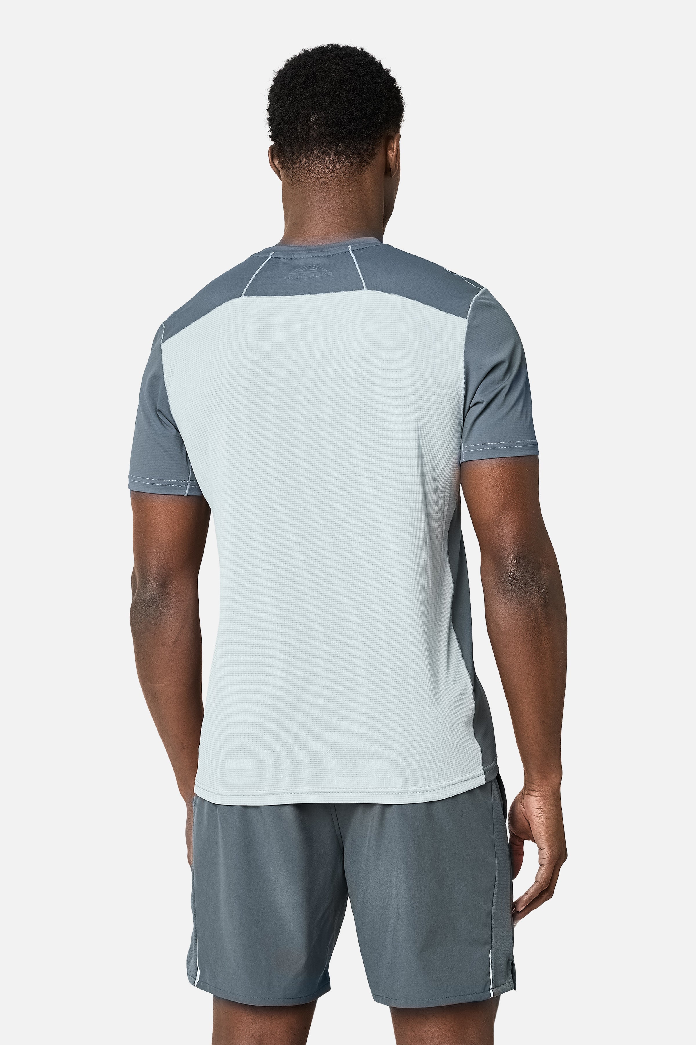 Nucleus Outdoor Tee - Graphite Grey/Lunar Grey