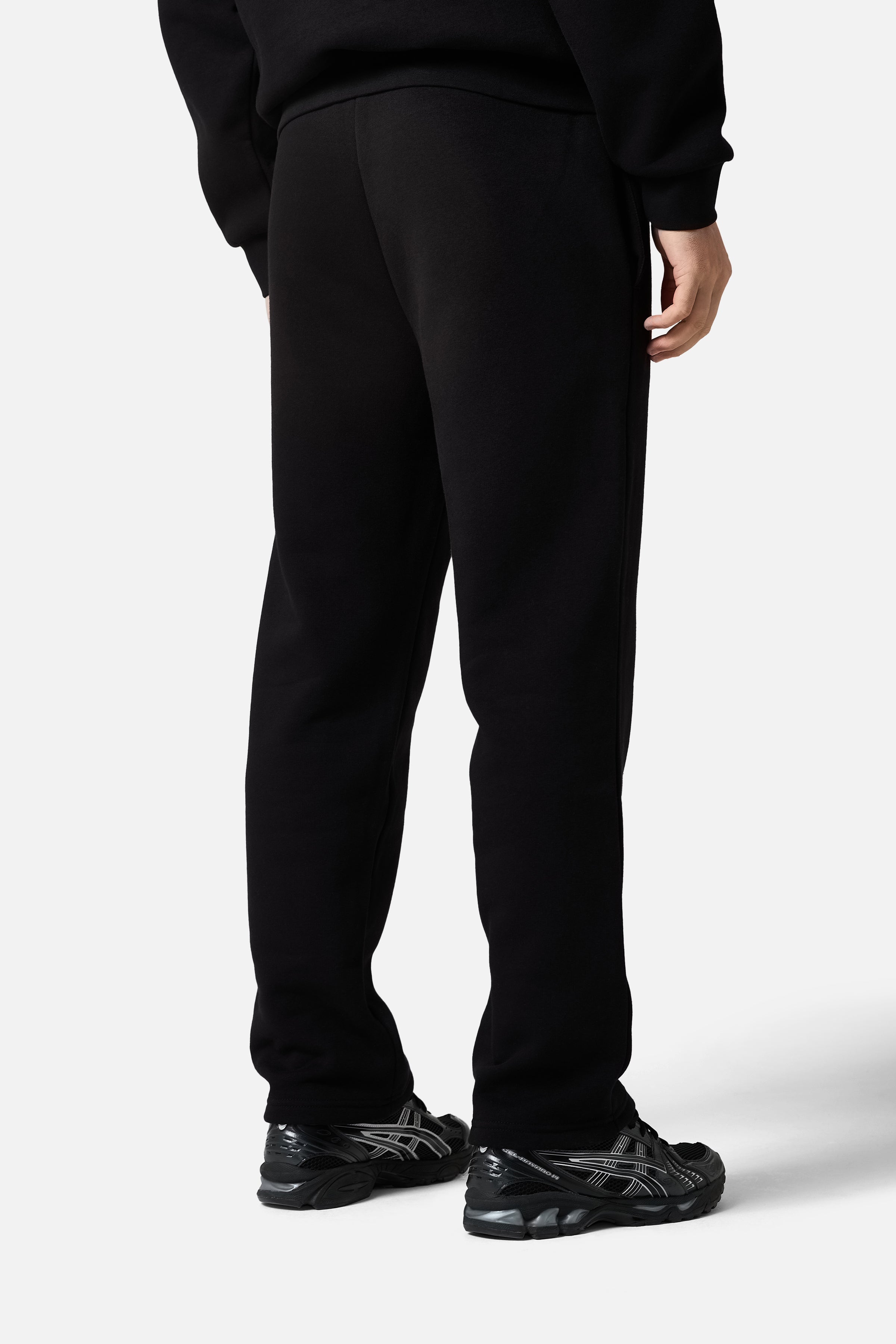 Vector Straight Leg Jogger - Black