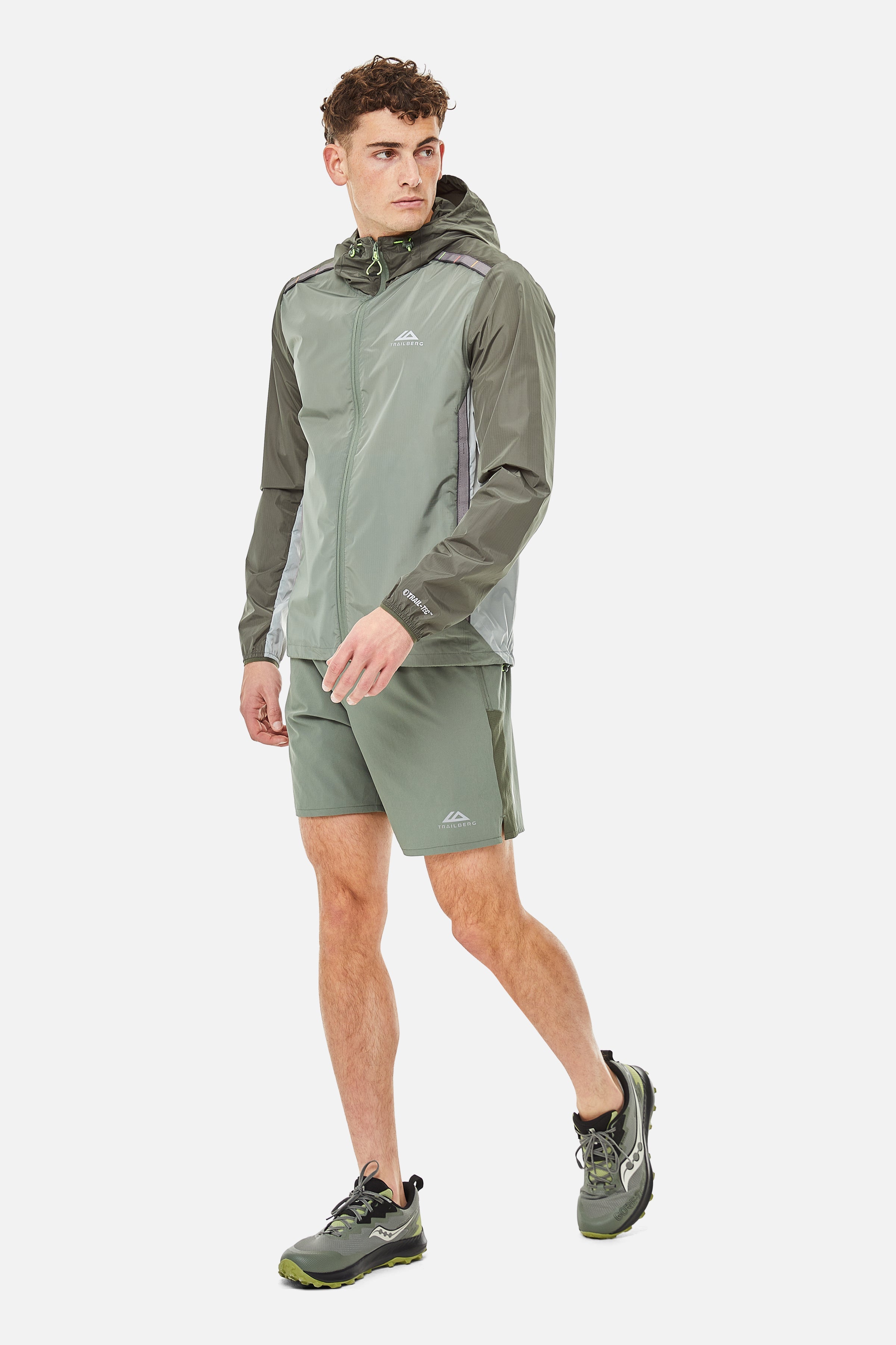 Triathlon SS25 Windbreaker - Pine Dust/Dark Fern/Frosted Leaf