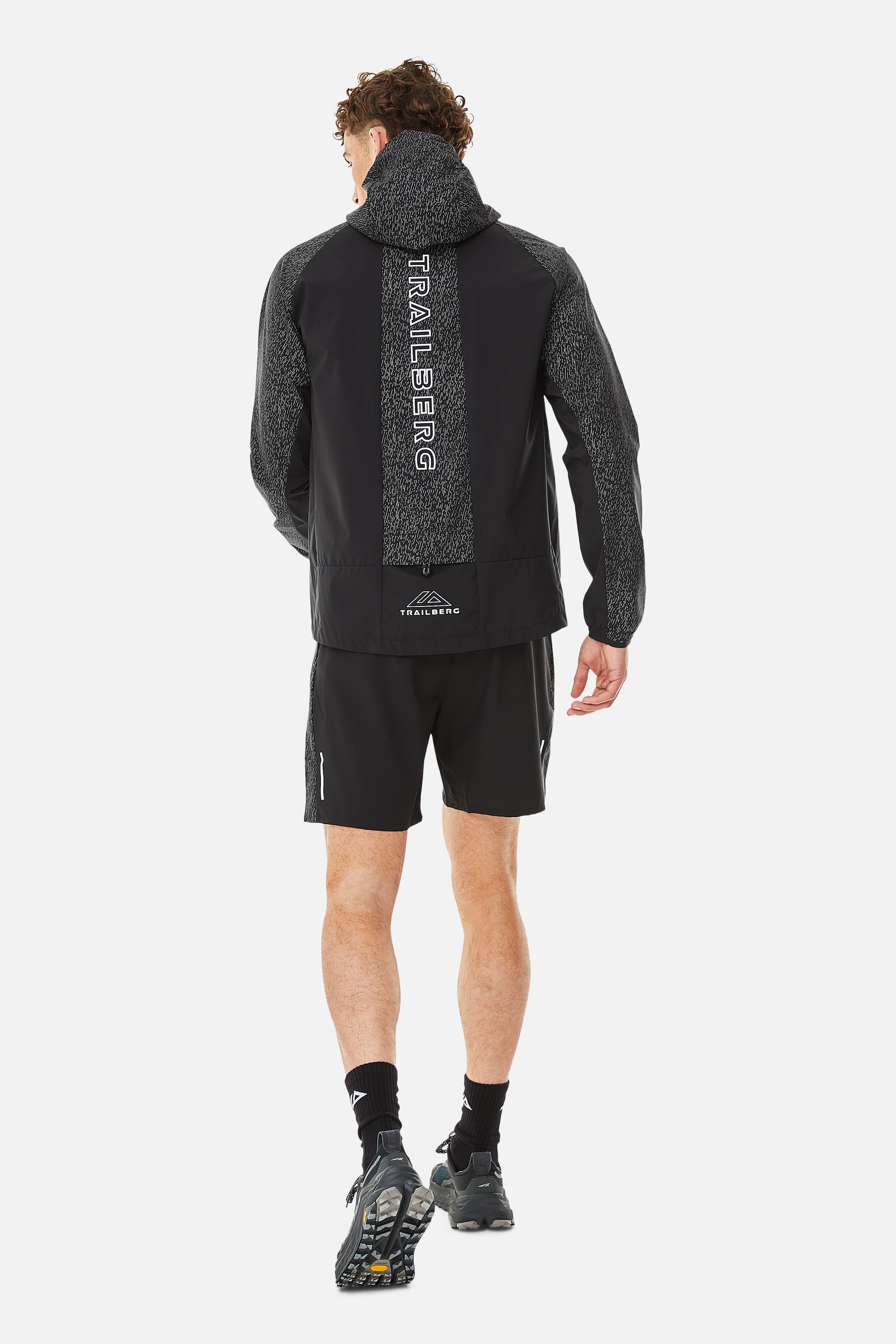 Reflect Windbreaker - Black