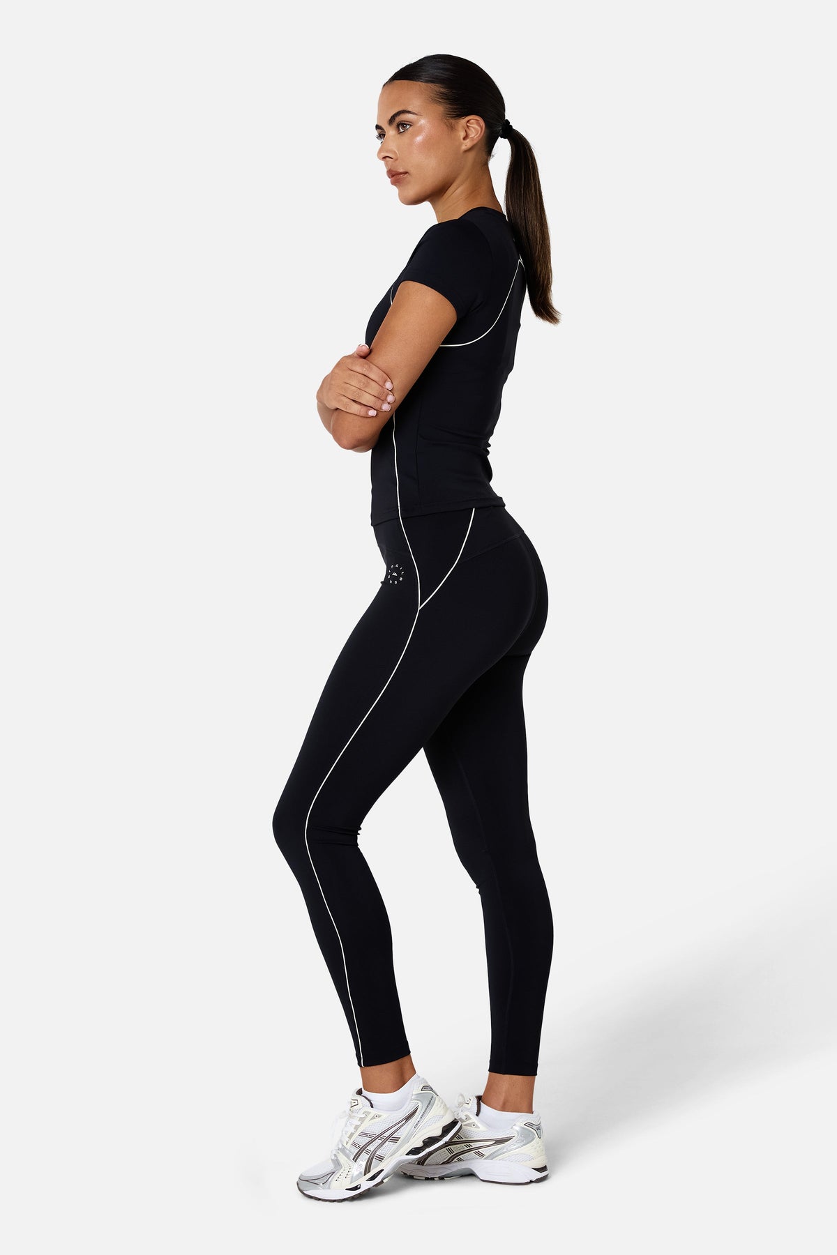 Womens Ignite Tee - Black/Candlelight White