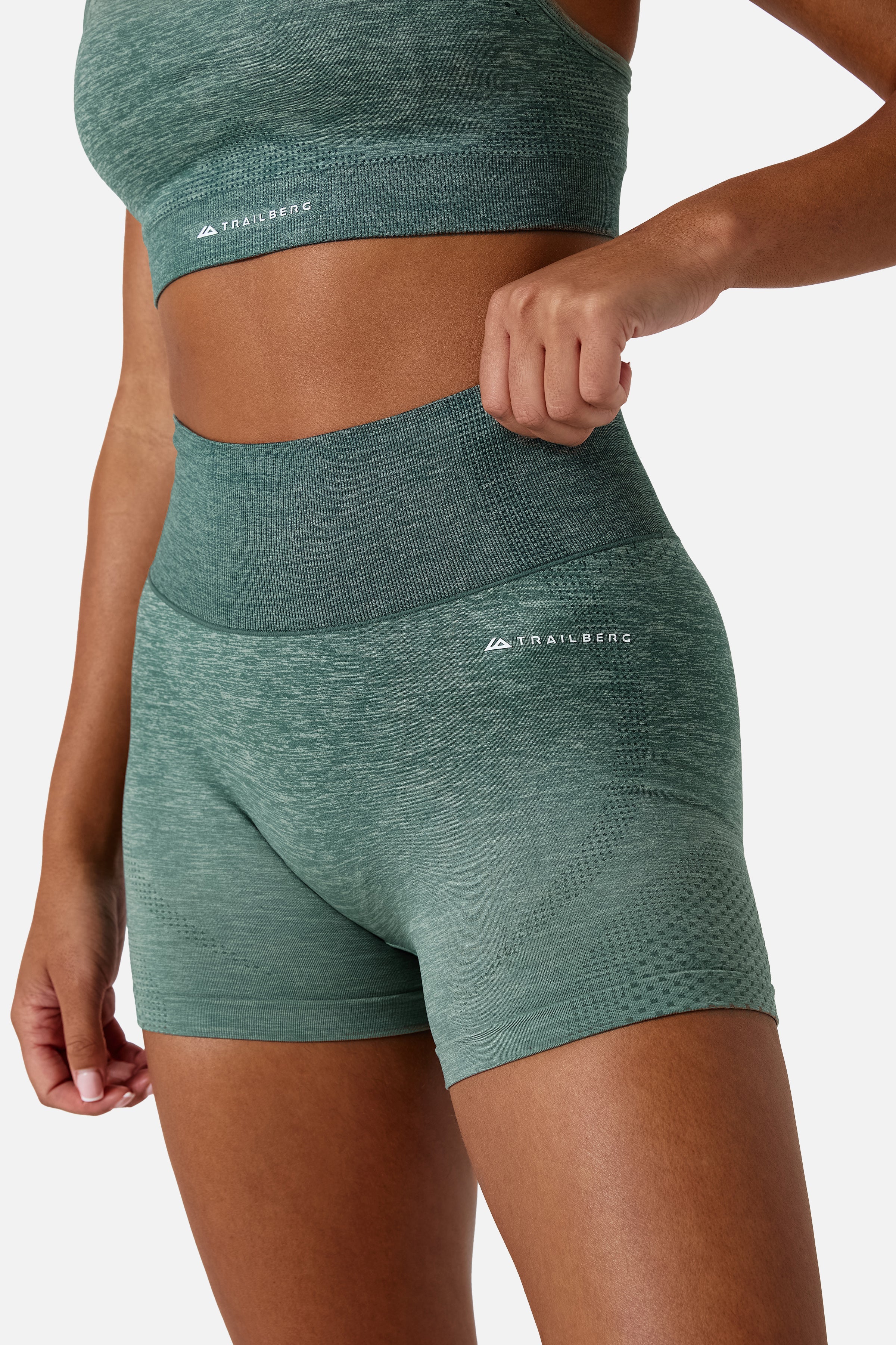 Womens Evocurve Seamless Cycling Short - Aloe Frost