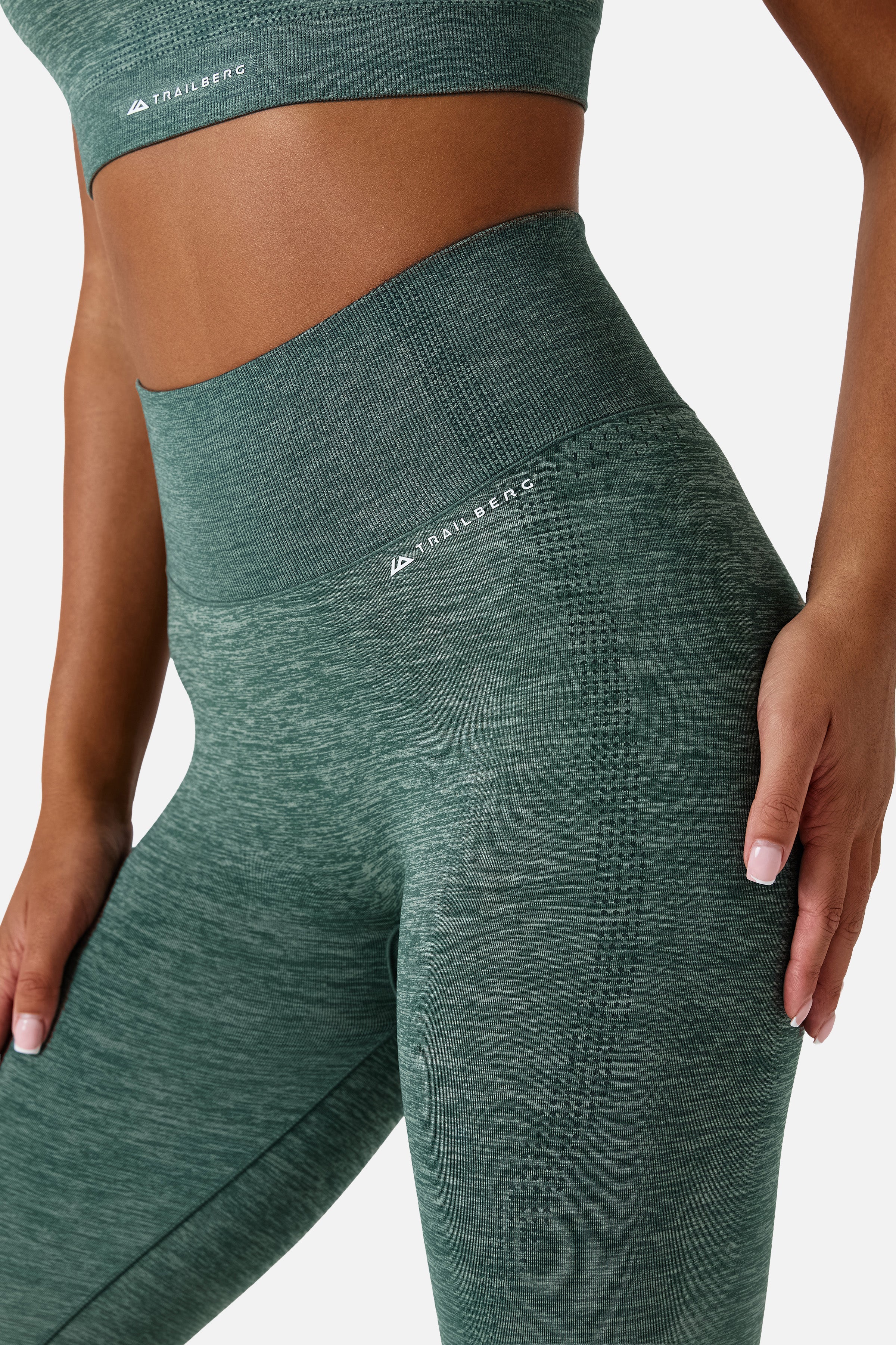 Womens Evocurve Seamless Jacket Set - Aloe Frost
